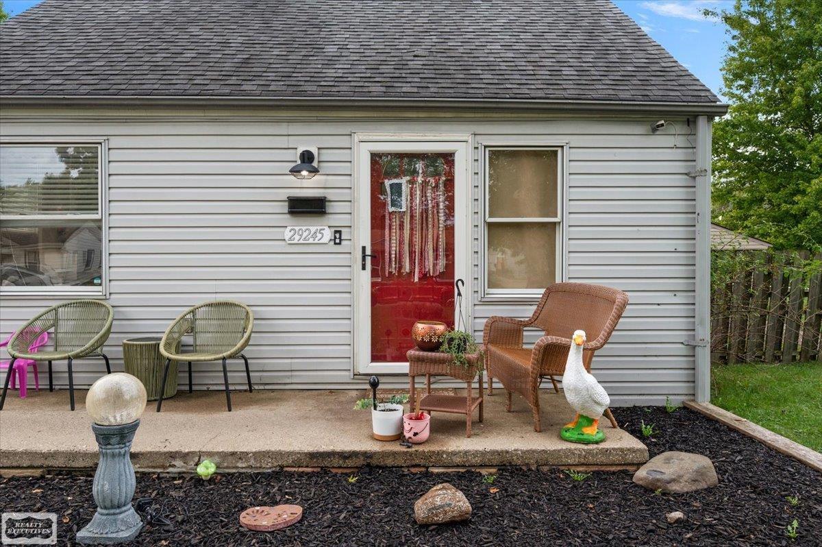 Photo 3 of Single family home for sale at 29245 Coolidge Dr, Roseville, MI 48066 | MLS# 58050221371 | Listing updated on 2026-09-17