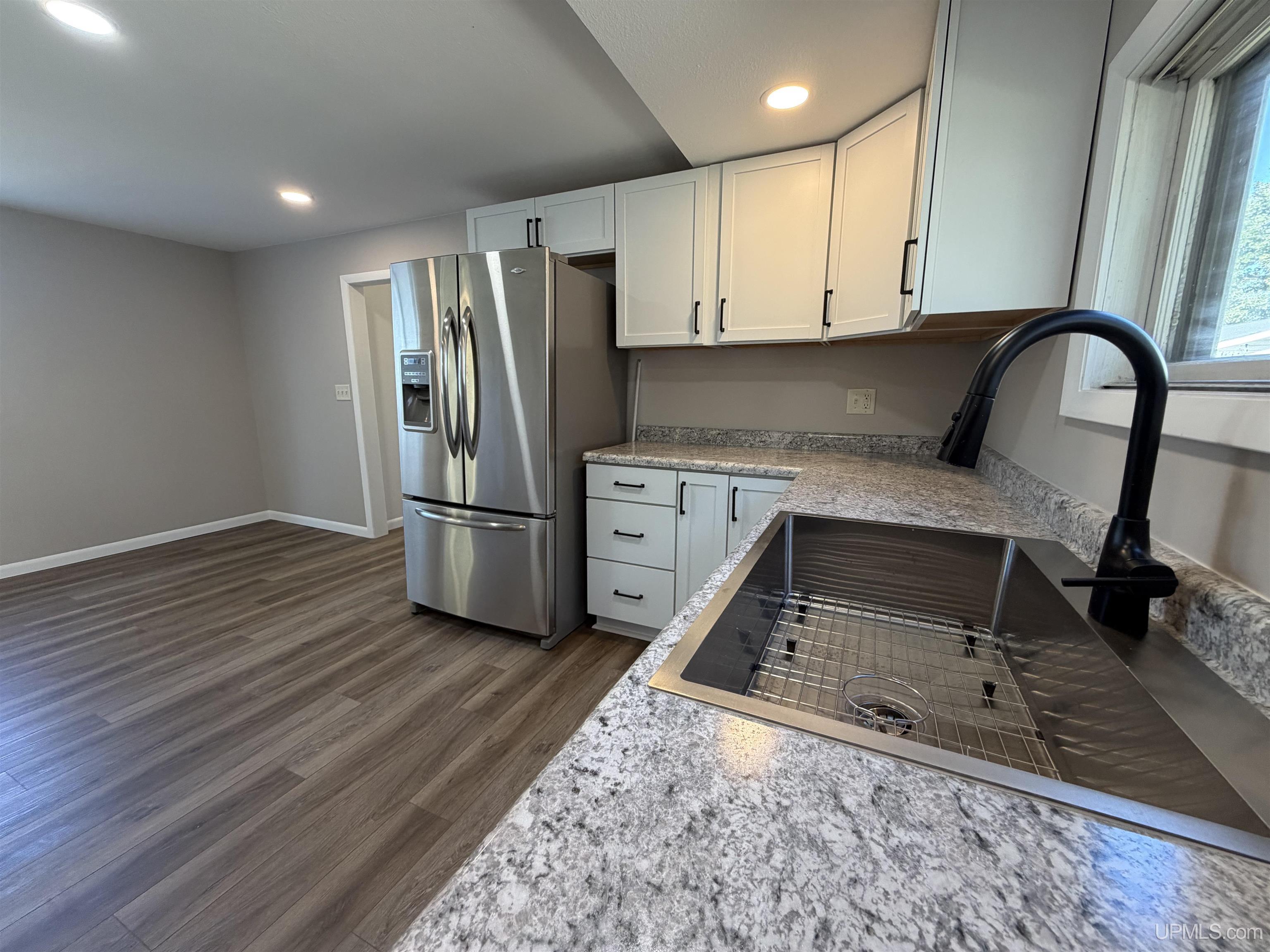 Photo 2 of Single family home for sale at 609 N 18th Street, Escanaba, MI 49829 | MLS# 50221387 | Listing updated on 2026-09-15