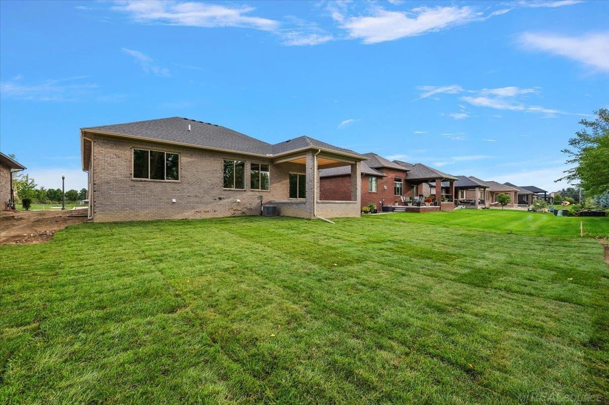Photo 4 of Single family home for sale at 16468 Via Villagio St, Macomb, MI 48042 | MLS# 58050221476 | Listing updated on 2026-09-16