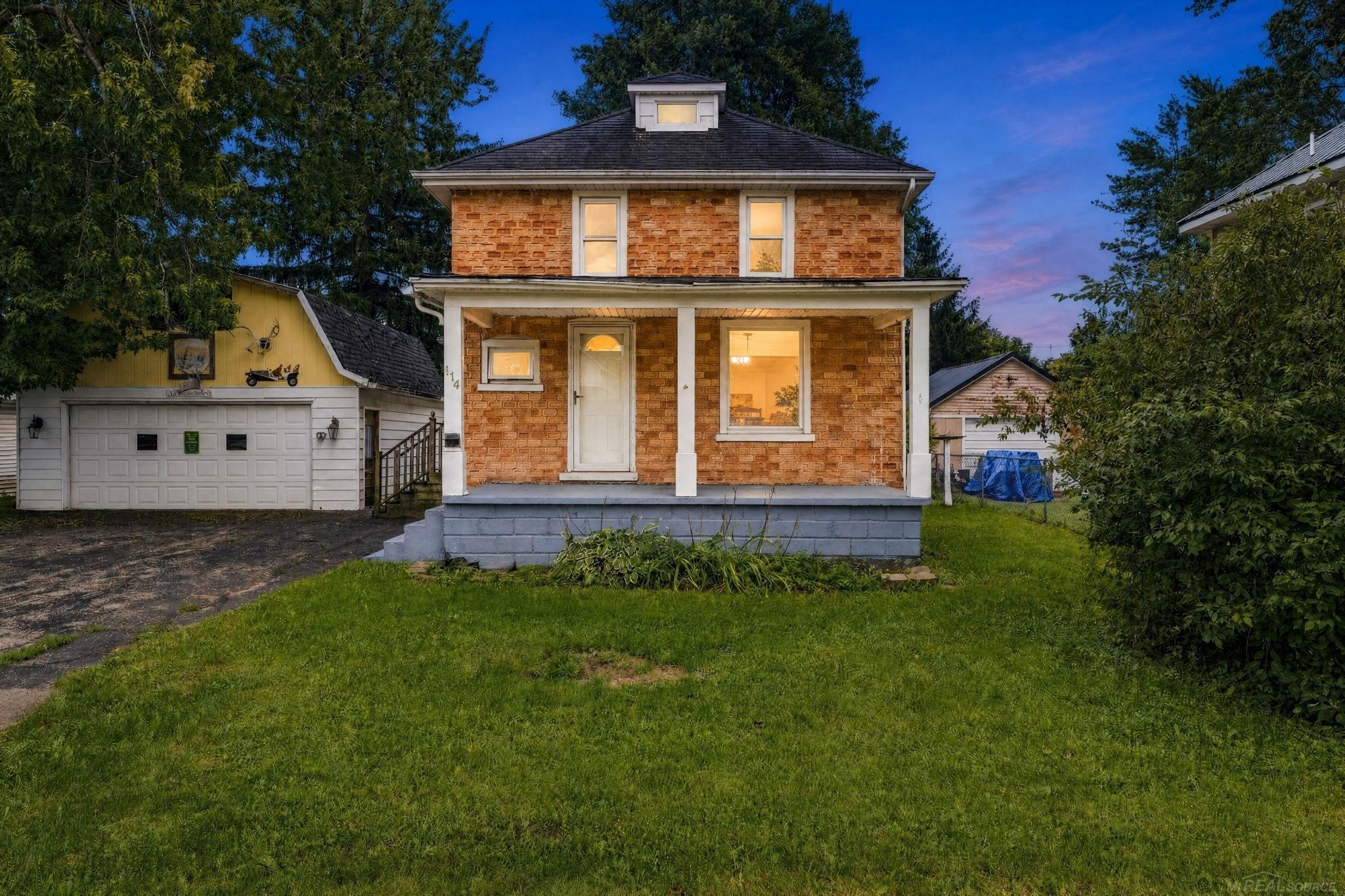 Photo 2 of Single family home for sale at 114 Ward St, Croswell, MI 48422 | MLS# 58050221489 | Listing updated on 2026-09-30