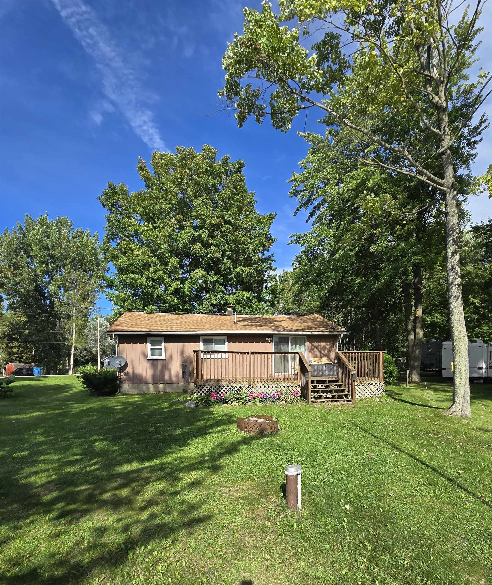 Photo 1 of Single family home for sale at 4141 Clendenning Rd, Gladwin, MI 48624 | MLS# 50221501 | Listing updated on 2026-09-22