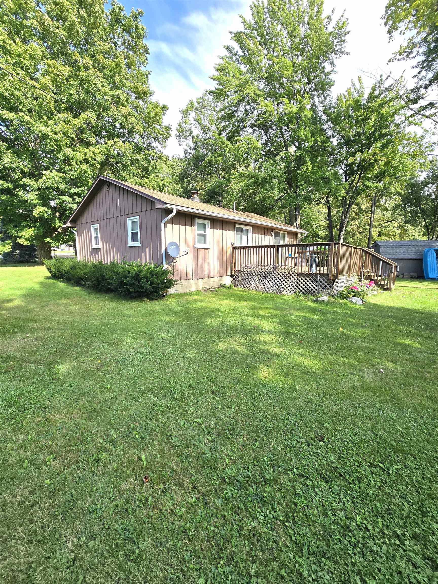 Photo 2 of Single family home for sale at 4141 Clendenning Rd, Gladwin, MI 48624 | MLS# 50221501 | Listing updated on 2026-09-22