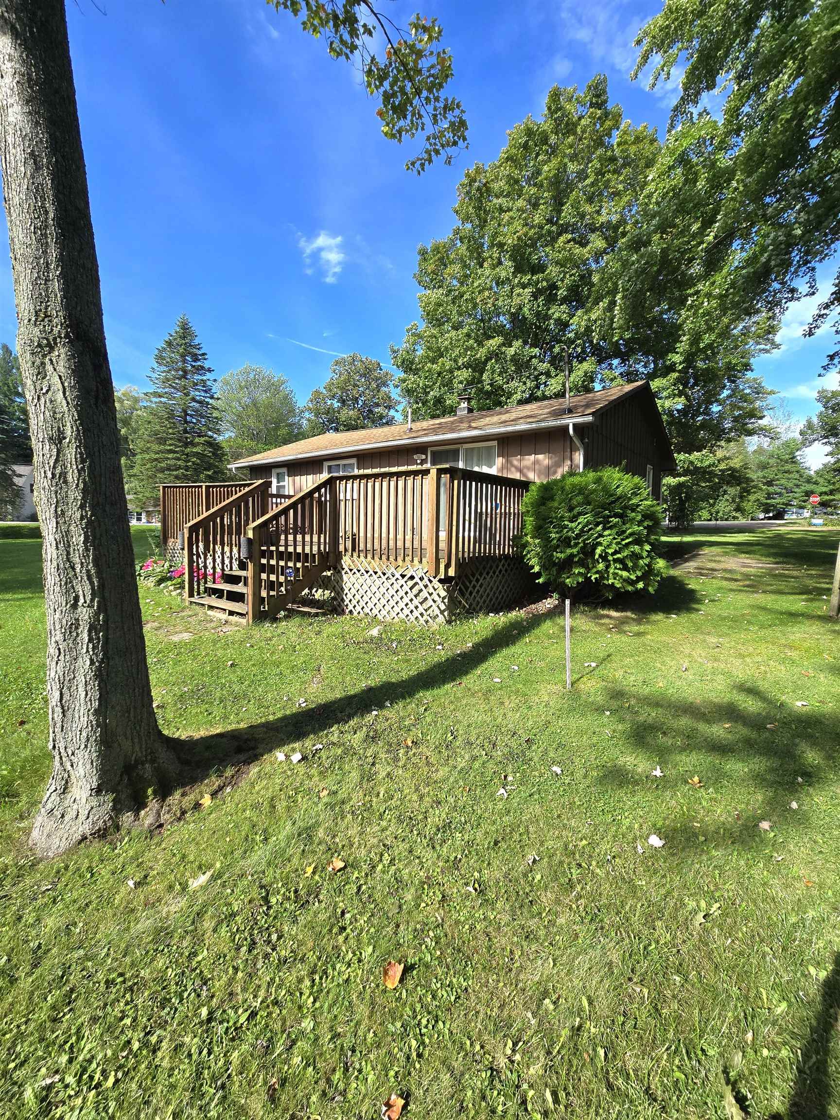 Photo 3 of Single family home for sale at 4141 Clendenning Rd, Gladwin, MI 48624 | MLS# 50221501 | Listing updated on 2026-09-22