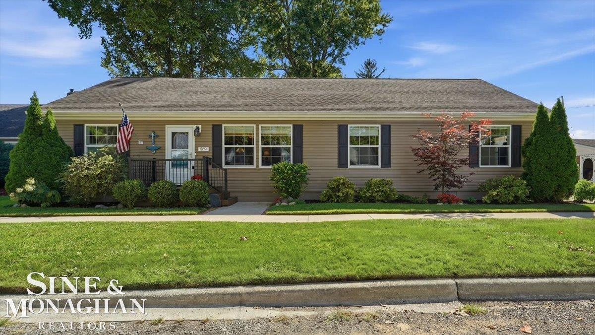 Photo 1 of Single family home for sale at 569 S Elizabeth St, Marine City, MI 48039 | MLS# 58050221538 | Listing updated on 2026-09-16