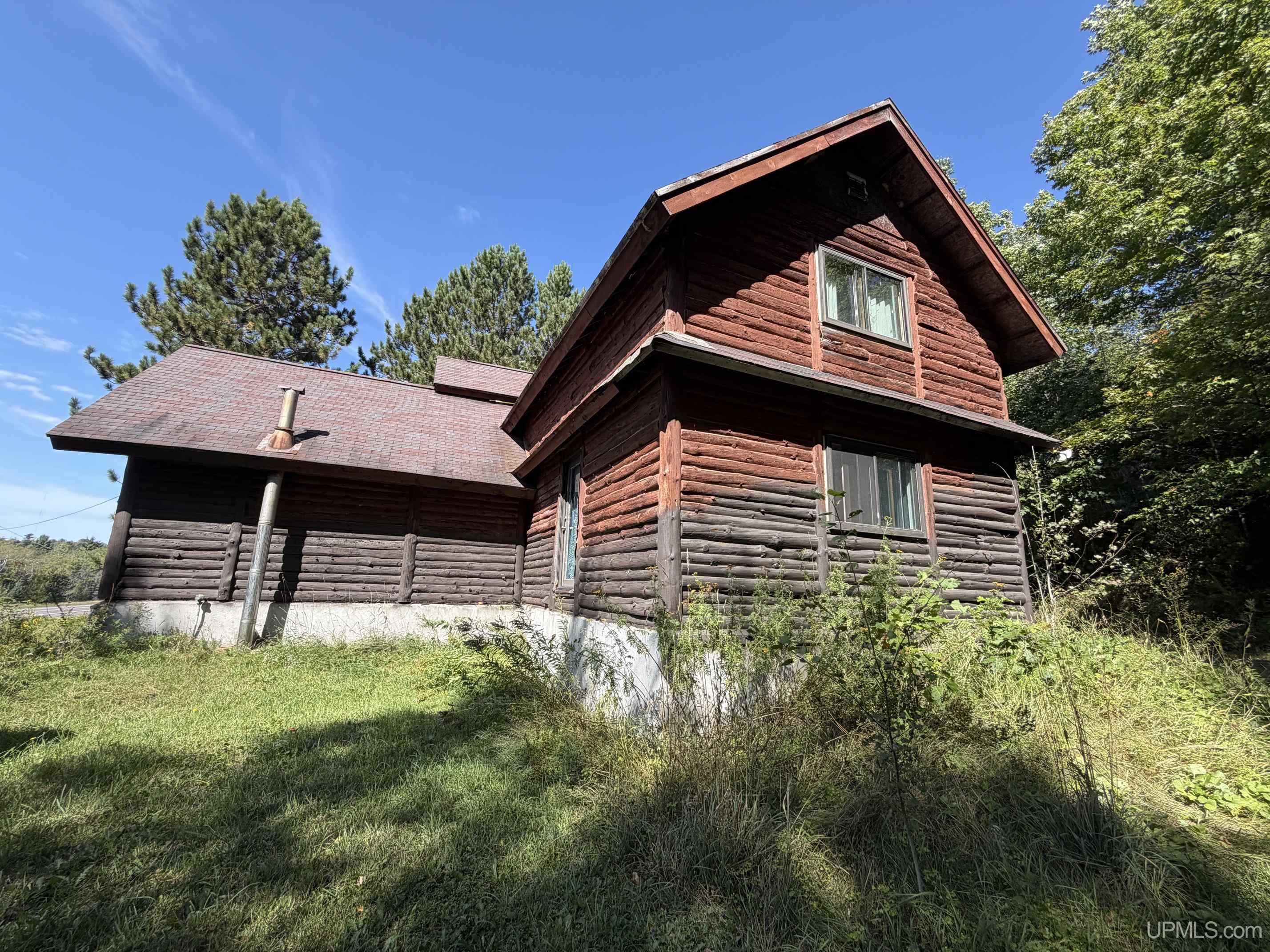Photo 4 of Single family home for sale at 28000 W Us41 Hwy, Champion, MI 49814 | MLS# 50221566 | Listing updated on 2026-09-22