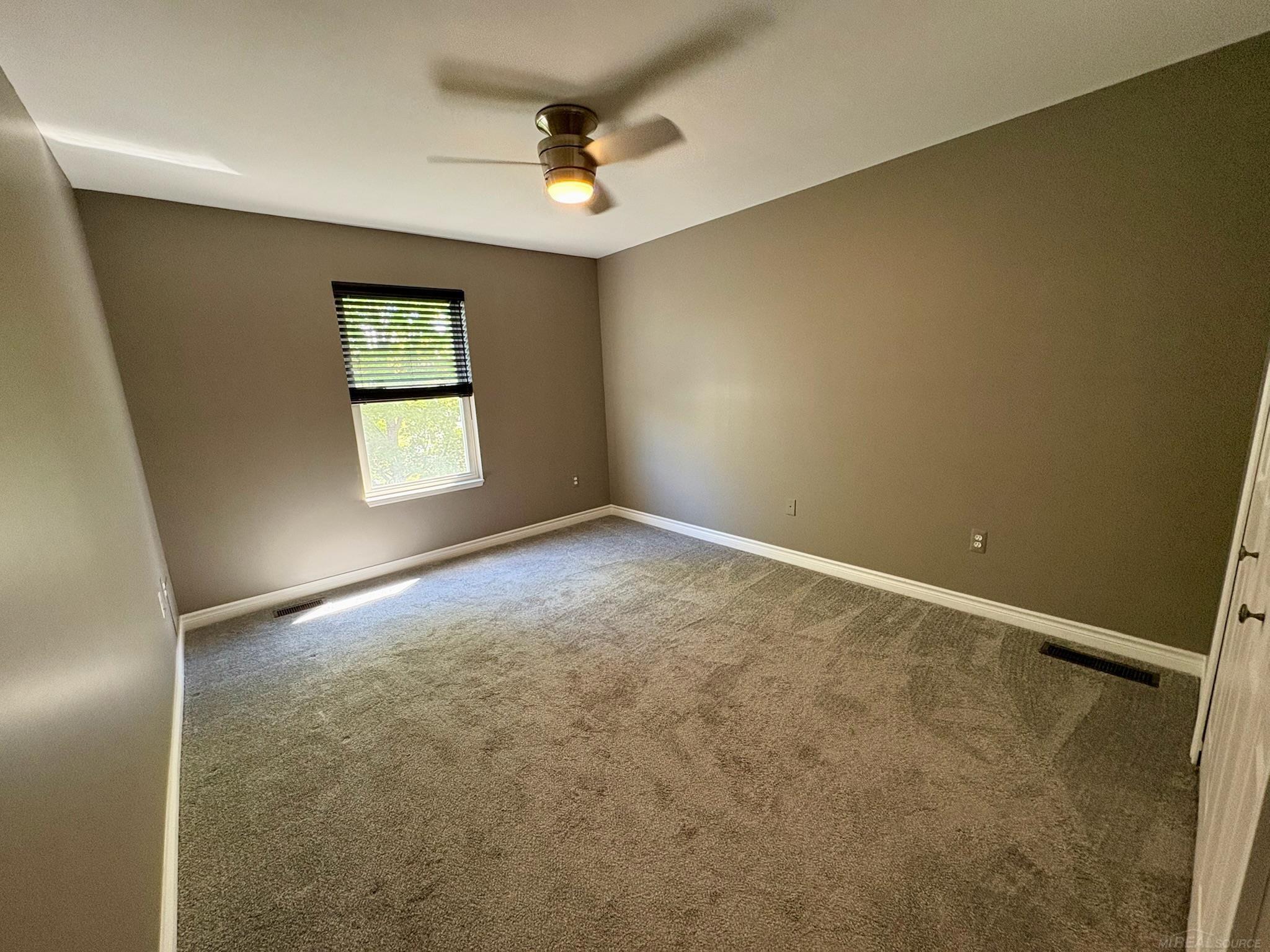 Listing Photo 34 - Condo for sale in 3946 Electric Ave located at 3946 Electric Ave, Port Huron, MI 48060 - Unit 3946 Electric Ave