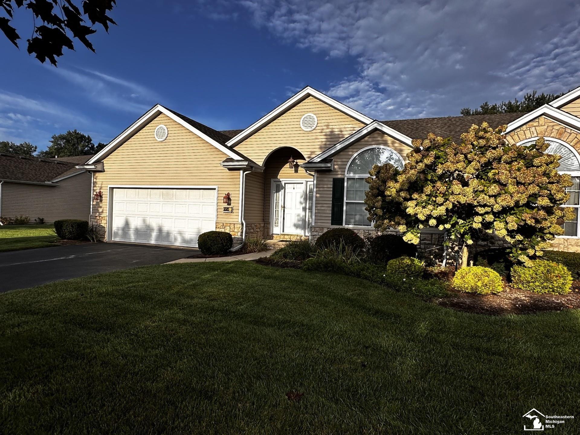 Photo 2 of Condo for sale at 6585 Black Diamond Ln, Lambertville, MI 48144 | MLS# 57050221587 | Listing updated on 2026-09-18