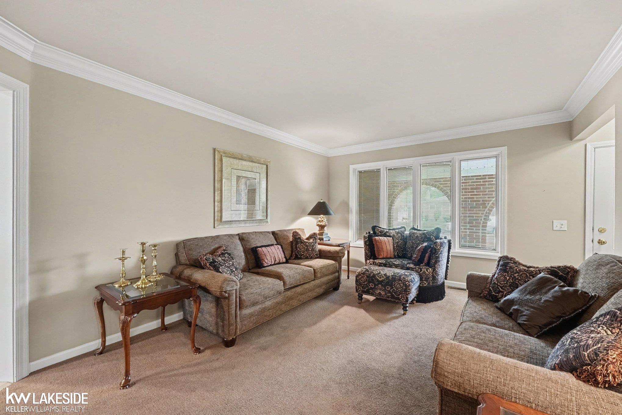 Photo 3 of Single family home for sale at 13482 Perry Cir, Warren, MI 48088 | MLS# 58050221592 | Listing updated on 2026-09-14