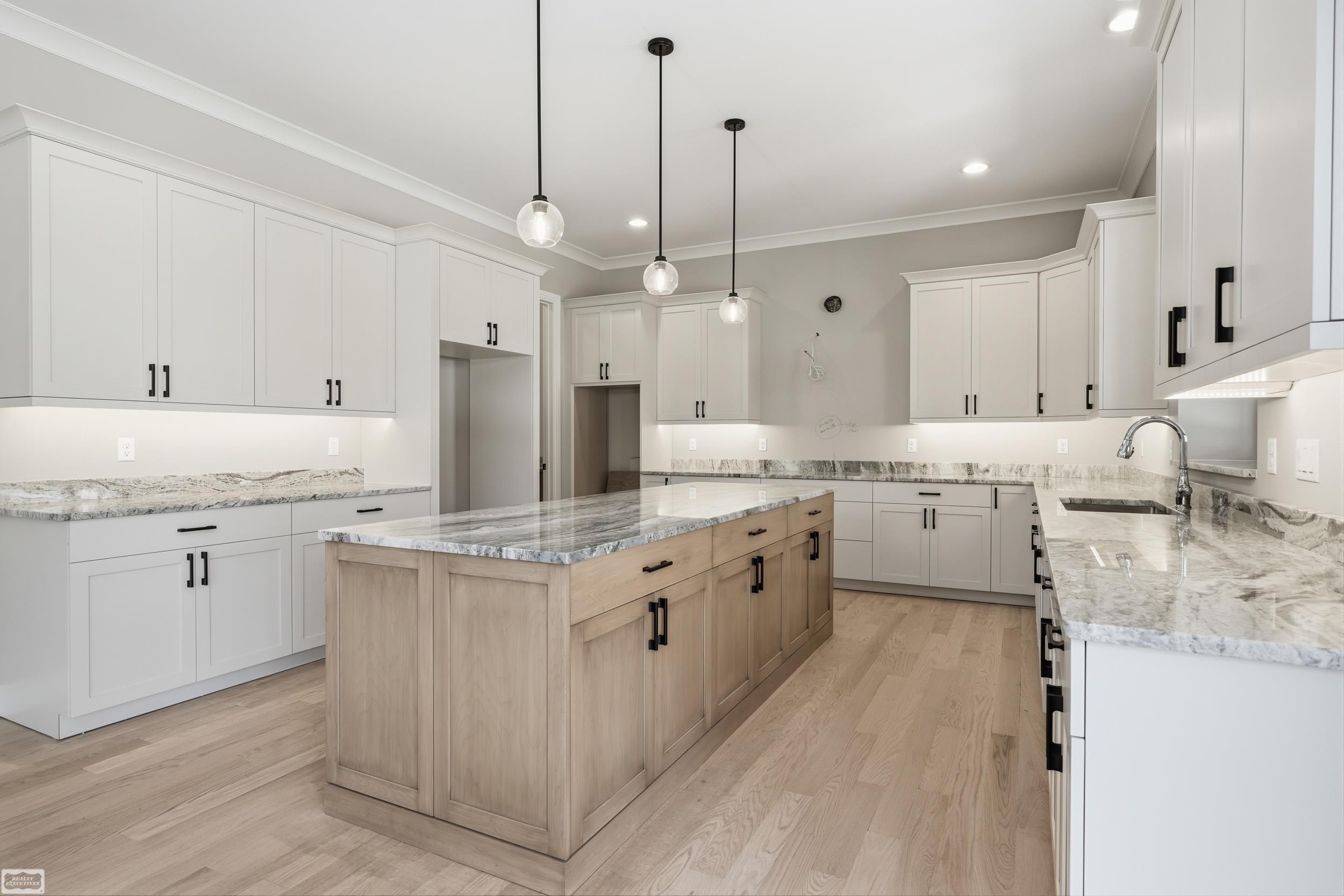 Photo 3 of Single family home for sale at 54679 White Pine Ln, Shelby Charter Township Macomb, MI 48315 | MLS# 58050221609 | Listing updated on 2026-09-12