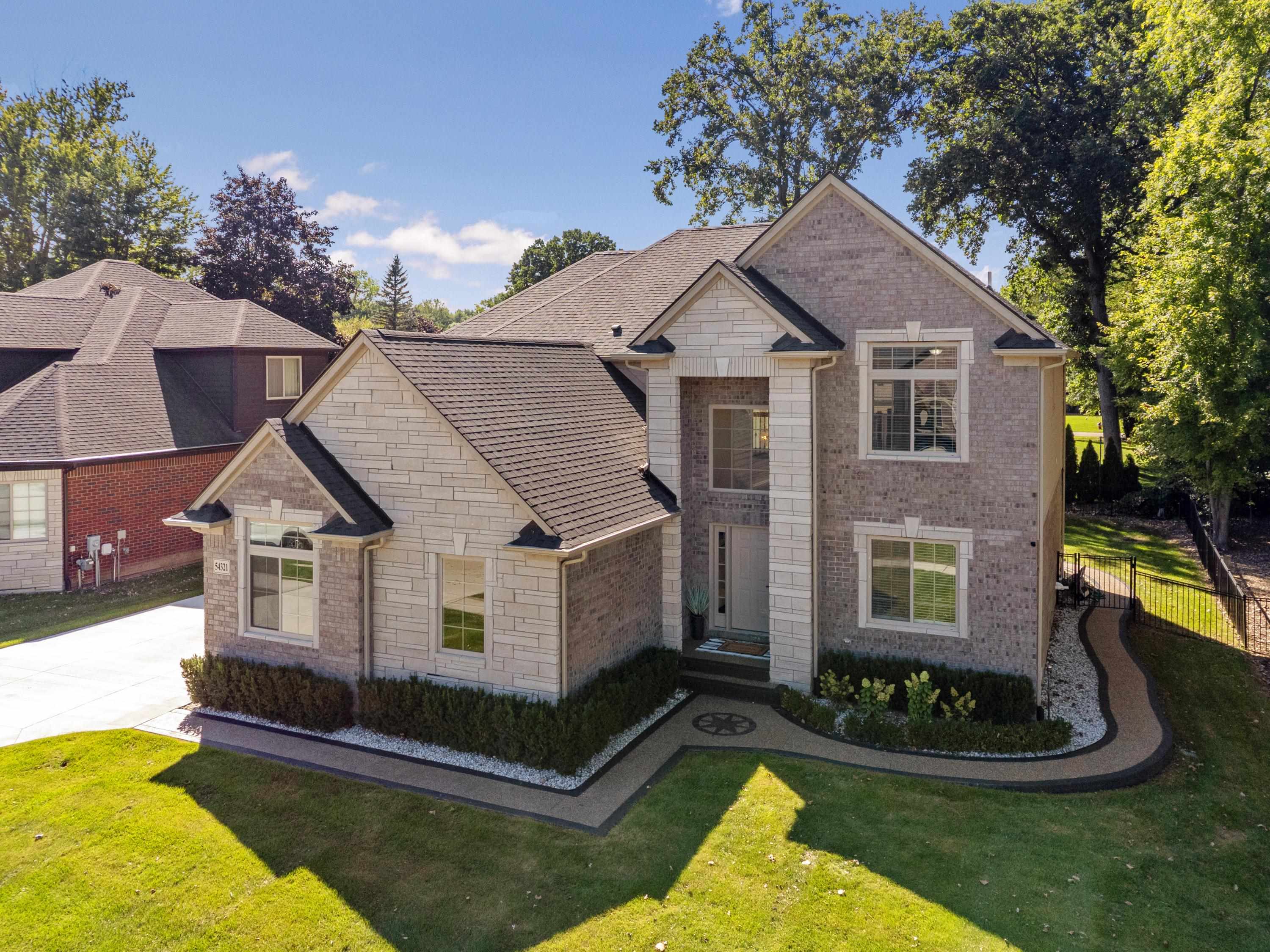 Photo 4 of Single family home for sale at 54321 Deadwood Ln, Utica, MI 48316 | MLS# 58050221612 | Listing updated on 2026-09-17