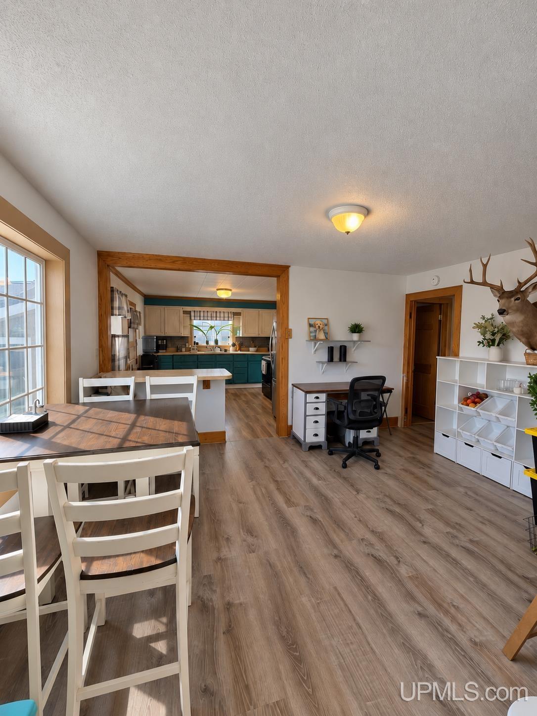 Photo 3 of Single family home for sale at 211 E G St, Iron Mountain, MI 49801 | MLS# 50221613 | Listing updated on 2026-09-15
