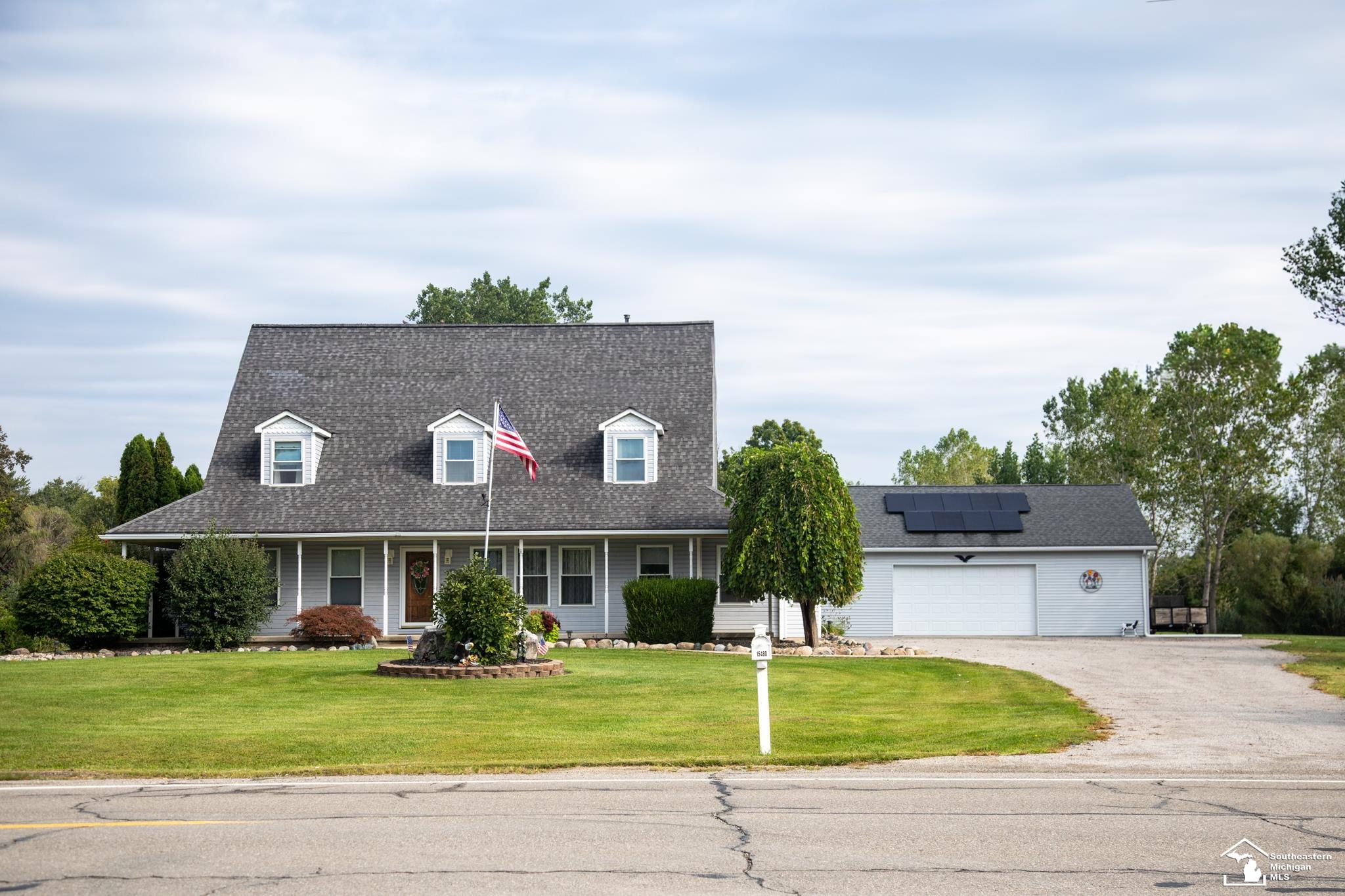 Photo 1 of Single family home for sale at 15480 Lee Rd, Rockwood, MI 48173 | MLS# 57050221641 | Listing updated on 2026-09-17