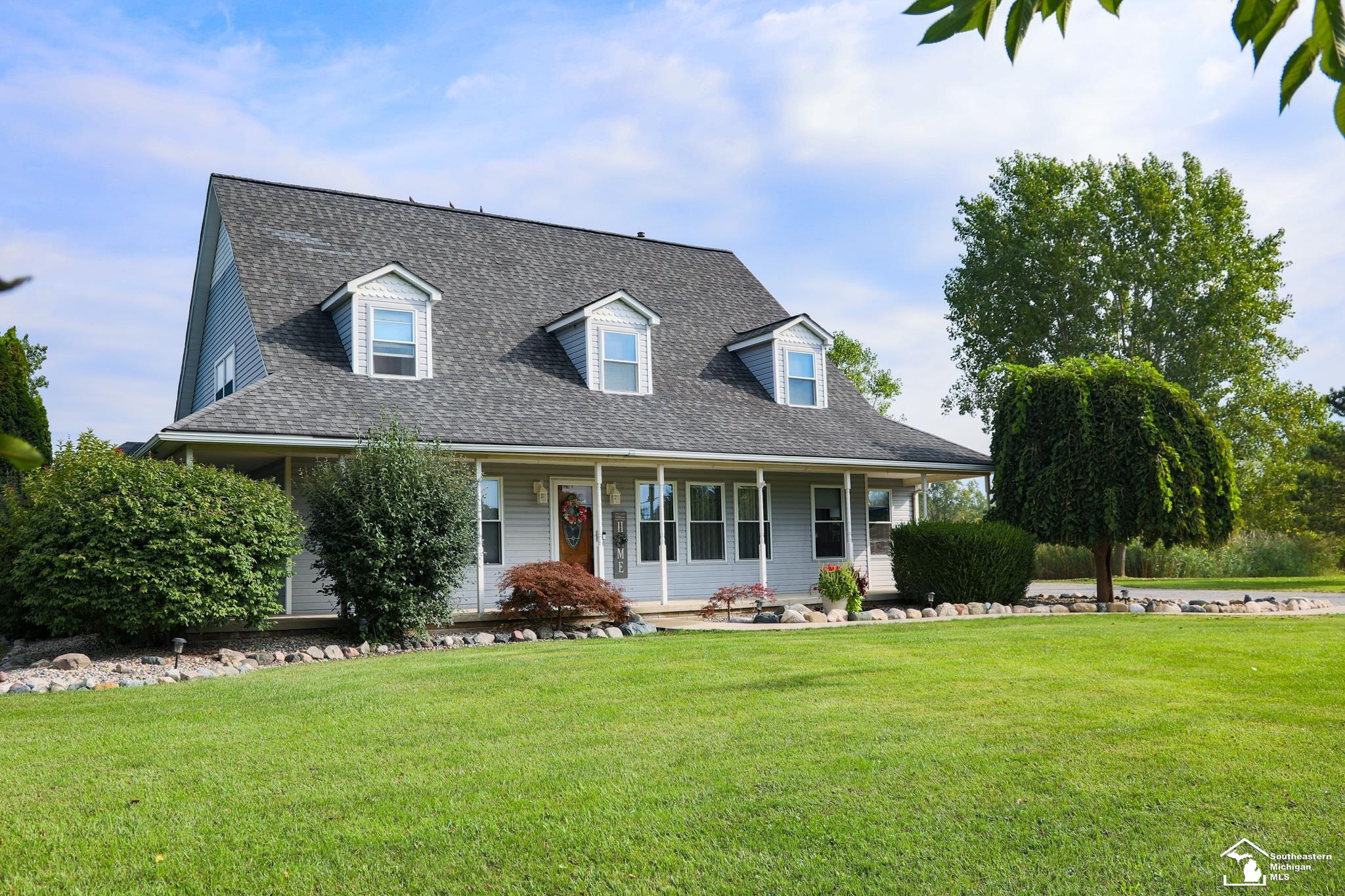 Photo 4 of Single family home for sale at 15480 Lee Rd, Rockwood, MI 48173 | MLS# 57050221641 | Listing updated on 2026-09-17