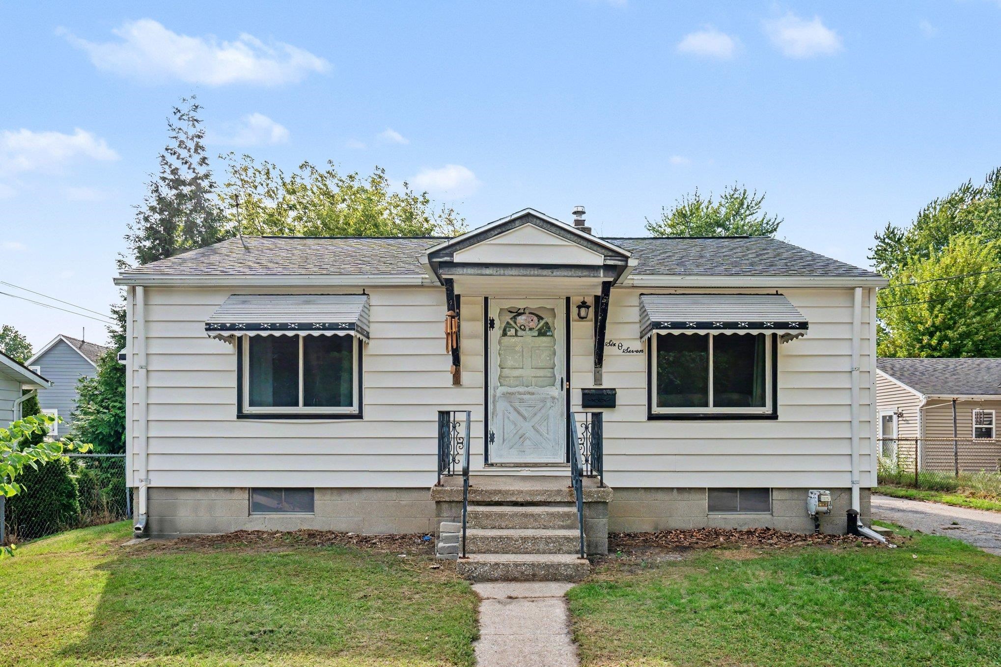 Photo 2 of Single family home for sale at 607 N Sophia St, Bay City, MI 48706 | MLS# 50221686 | Listing updated on 2026-09-14