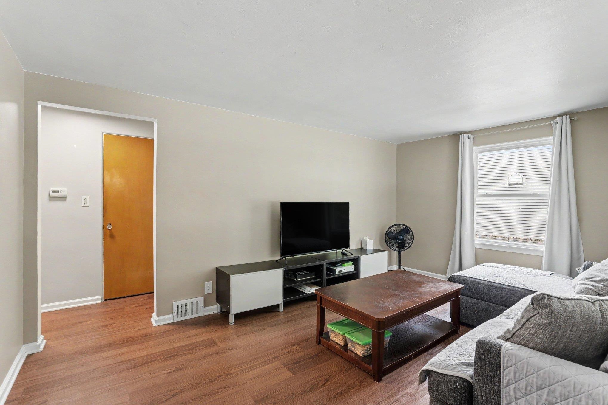 Photo 3 of Single family home for sale at 607 N Sophia St, Bay City, MI 48706 | MLS# 50221686 | Listing updated on 2026-09-14