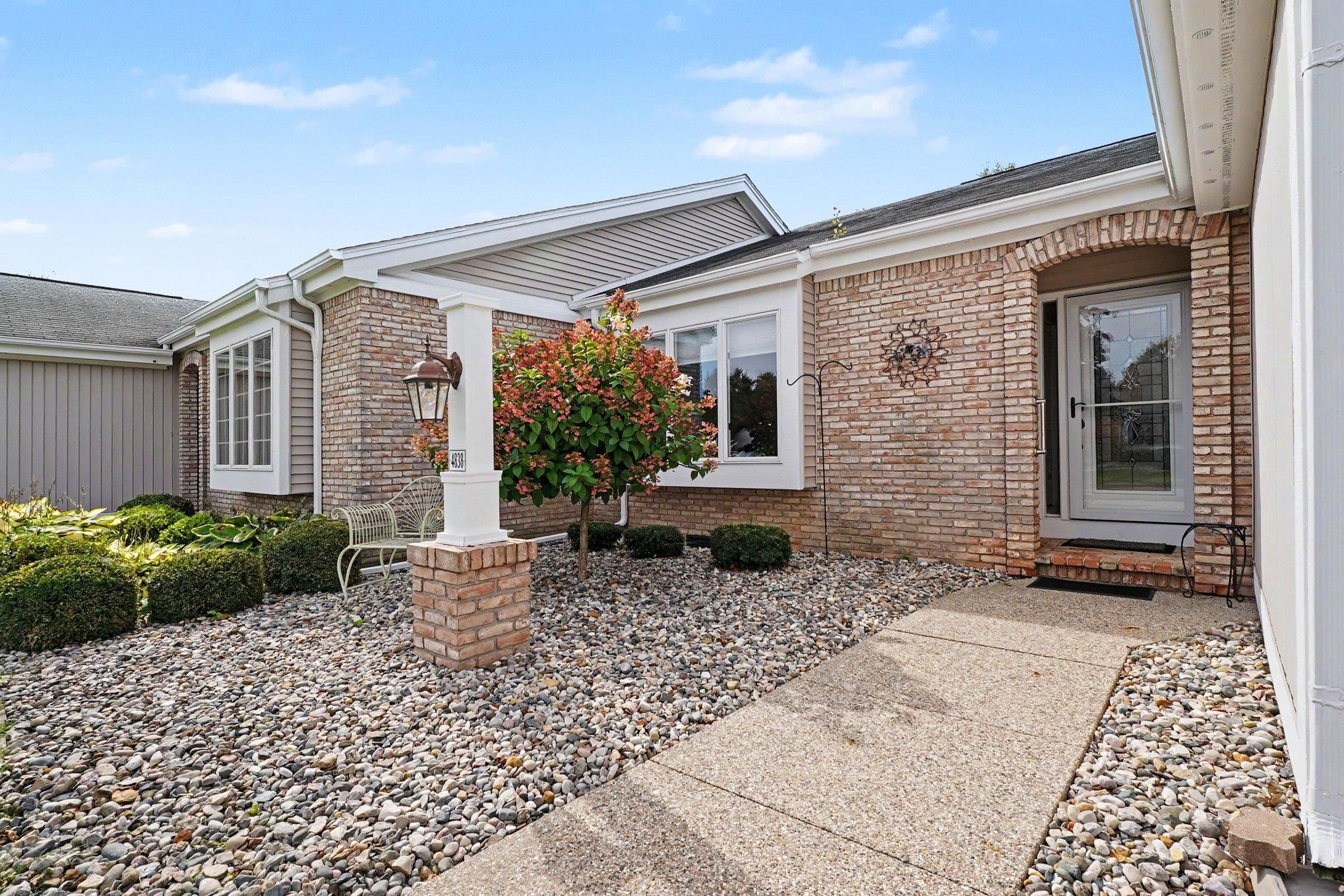 Photo 2 of Sale Pending at 4838 Appletree Ln, Bay City, MI 48706 | MLS# 50221688 | Listing updated on 2026-09-14