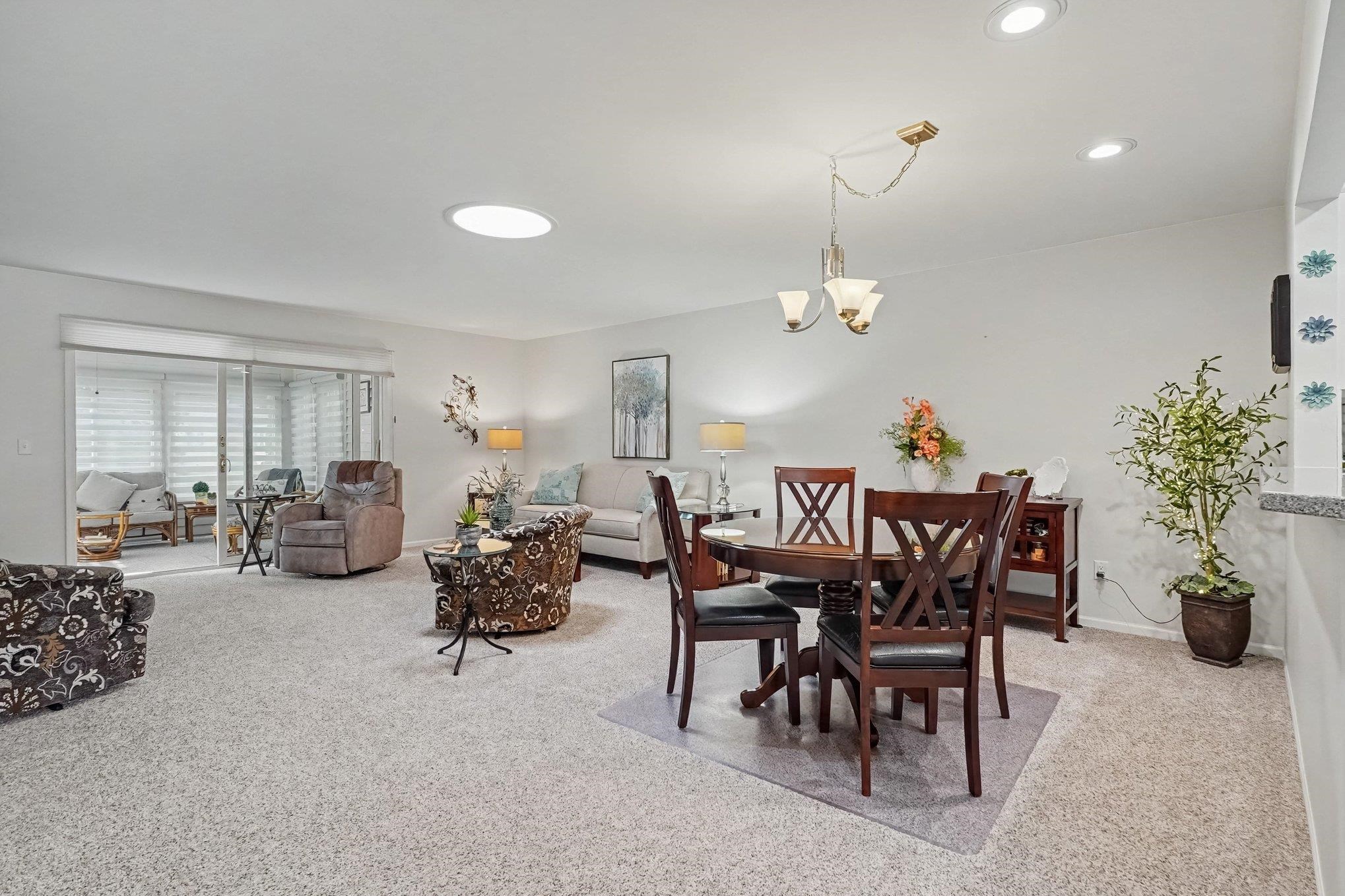 Listing Photo 5 - Condo for sale in building located at 4838 Appletree Ln, Bay City, MI 48706