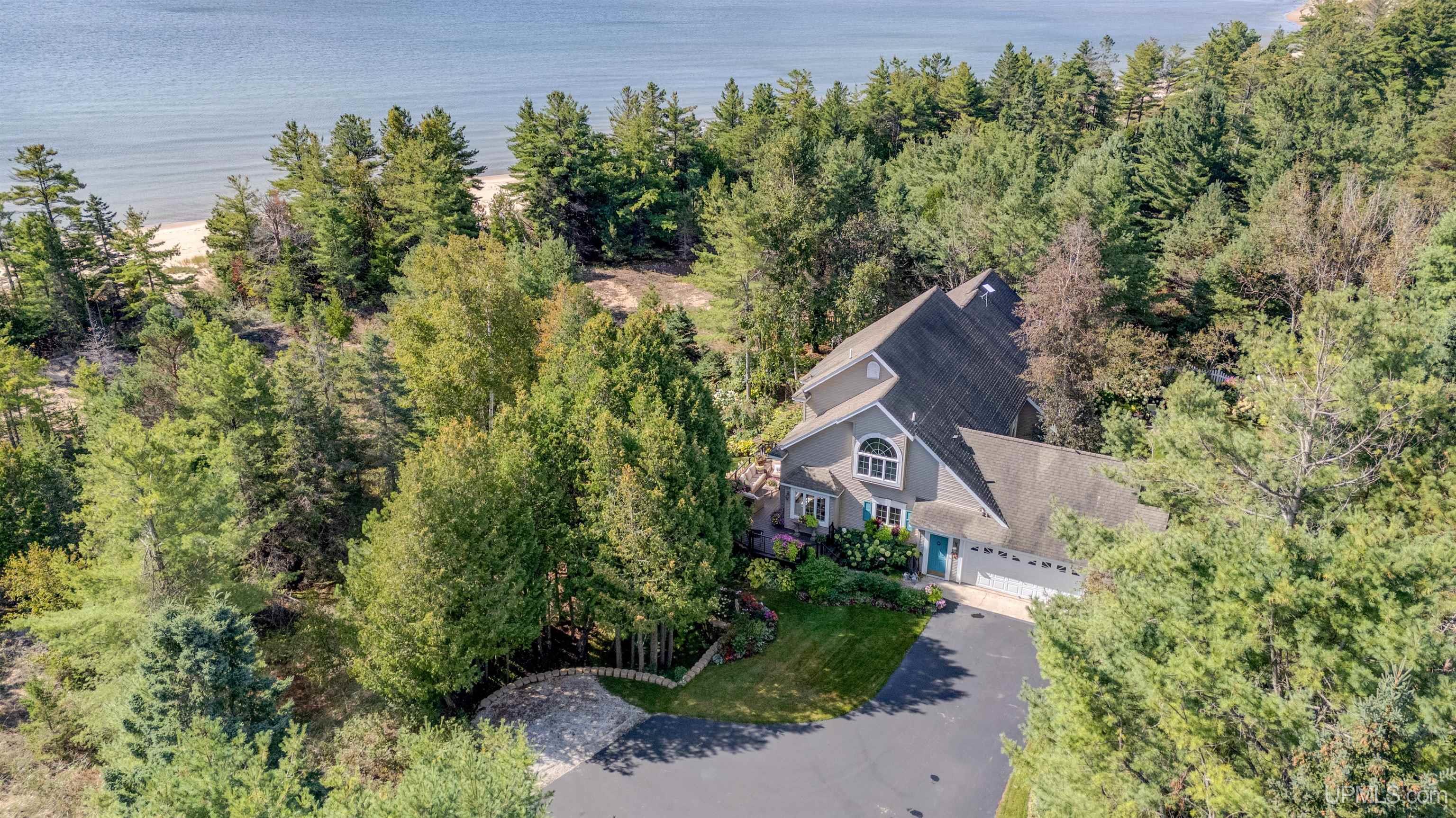 Photo 3 of Single family home for sale at 6549 W Us Hwy 2, Manistique, MI 49854 | MLS# 50221704 | Listing updated on 2026-09-15