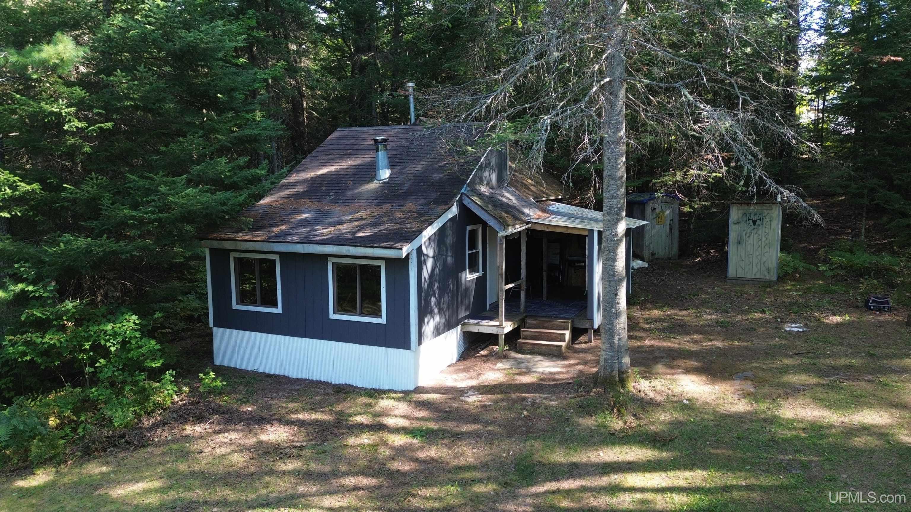 Photo 3 of Single family home for sale at 7220 W Smith Lake Rd, Manistique, MI 49854 | MLS# 50221706 | Listing updated on 2026-09-14