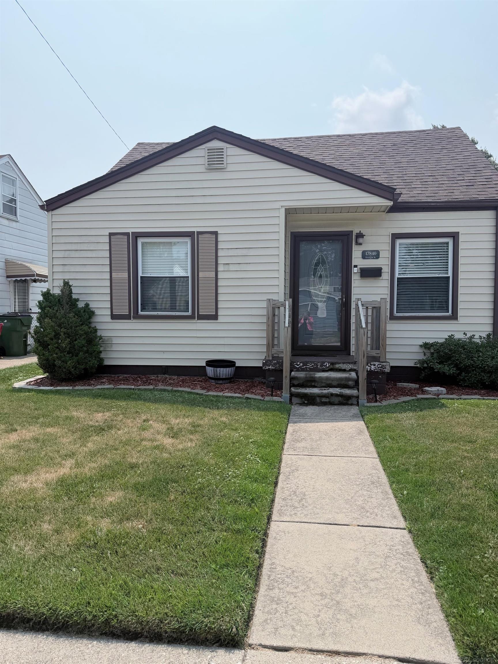 Photo 2 of Single family home for sale at 17840 Tennyson St, Roseville, MI 48066 | MLS# 58050221733 | Listing updated on 2026-09-14