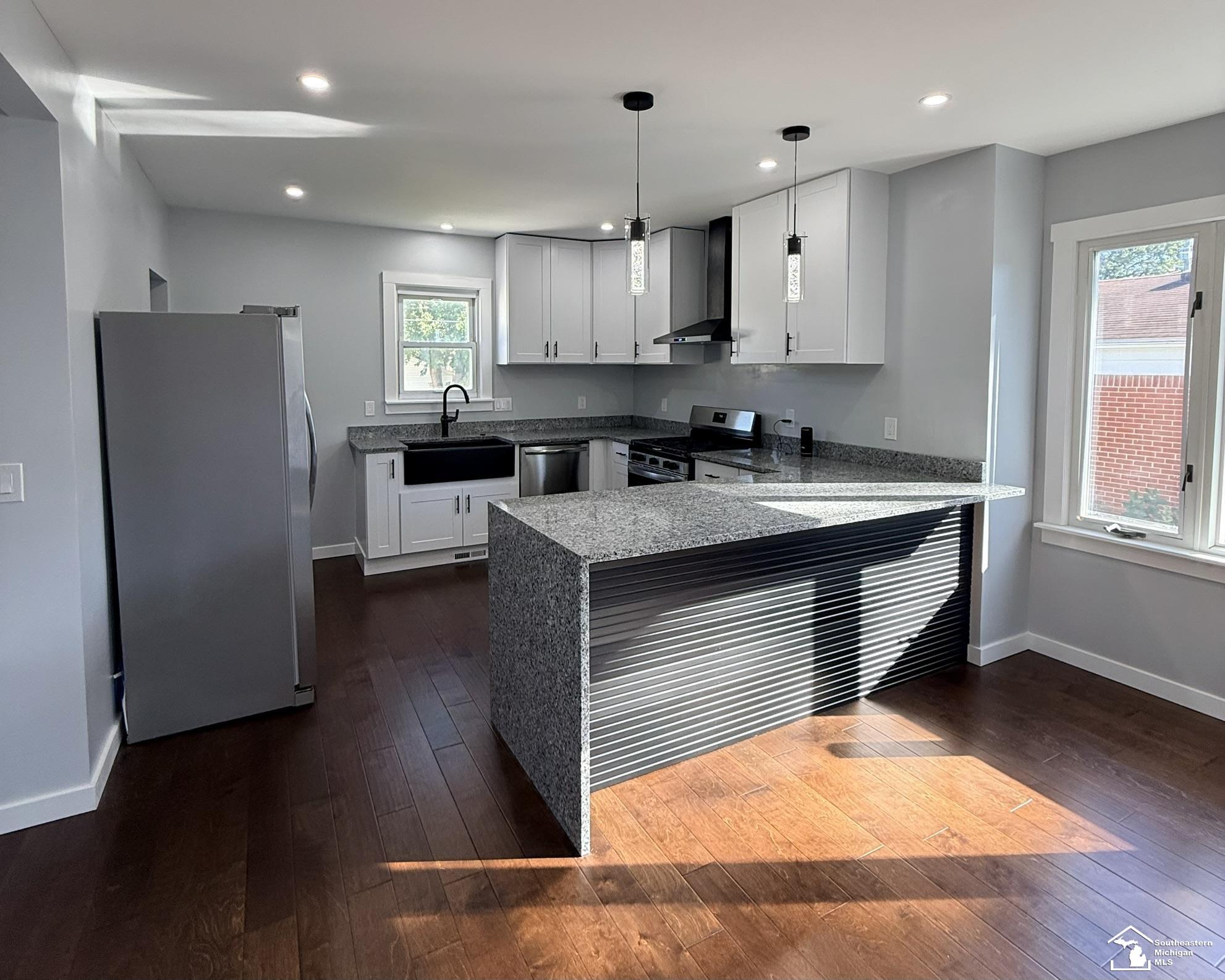 Photo 3 of Single family home for sale at 172 Riverbank St, Wyandotte, MI 48192 | MLS# 57050221740 | Listing updated on 2026-09-17