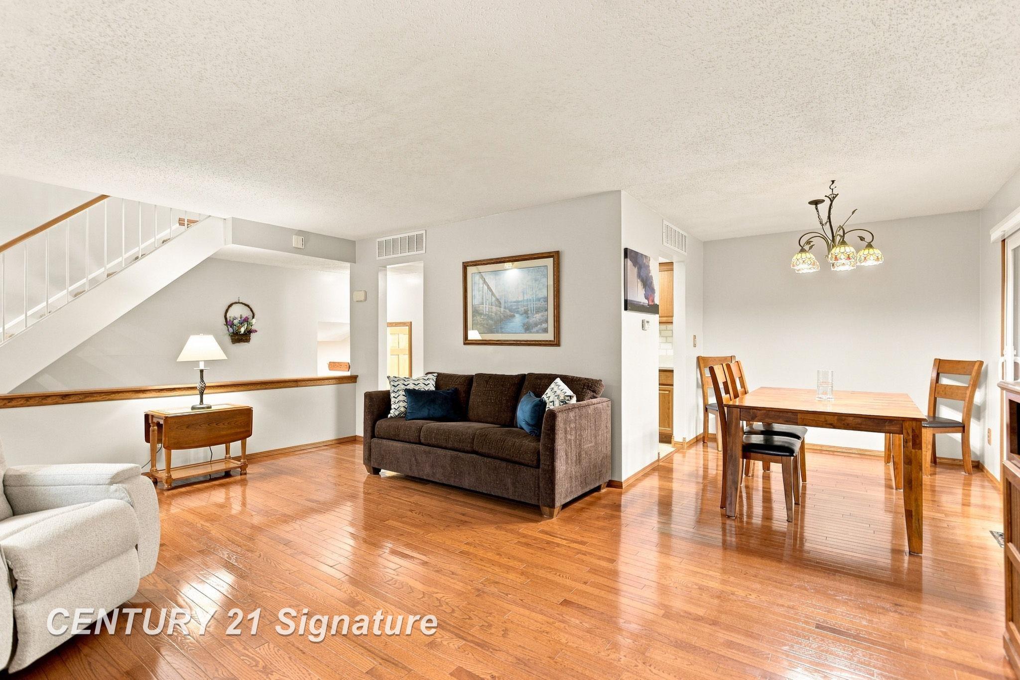 Photo 4 of Condo for sale at 2357 Bay Woods Ct, Bay City, MI 48706 | MLS# 61050221743 | Listing updated on 2026-09-18
