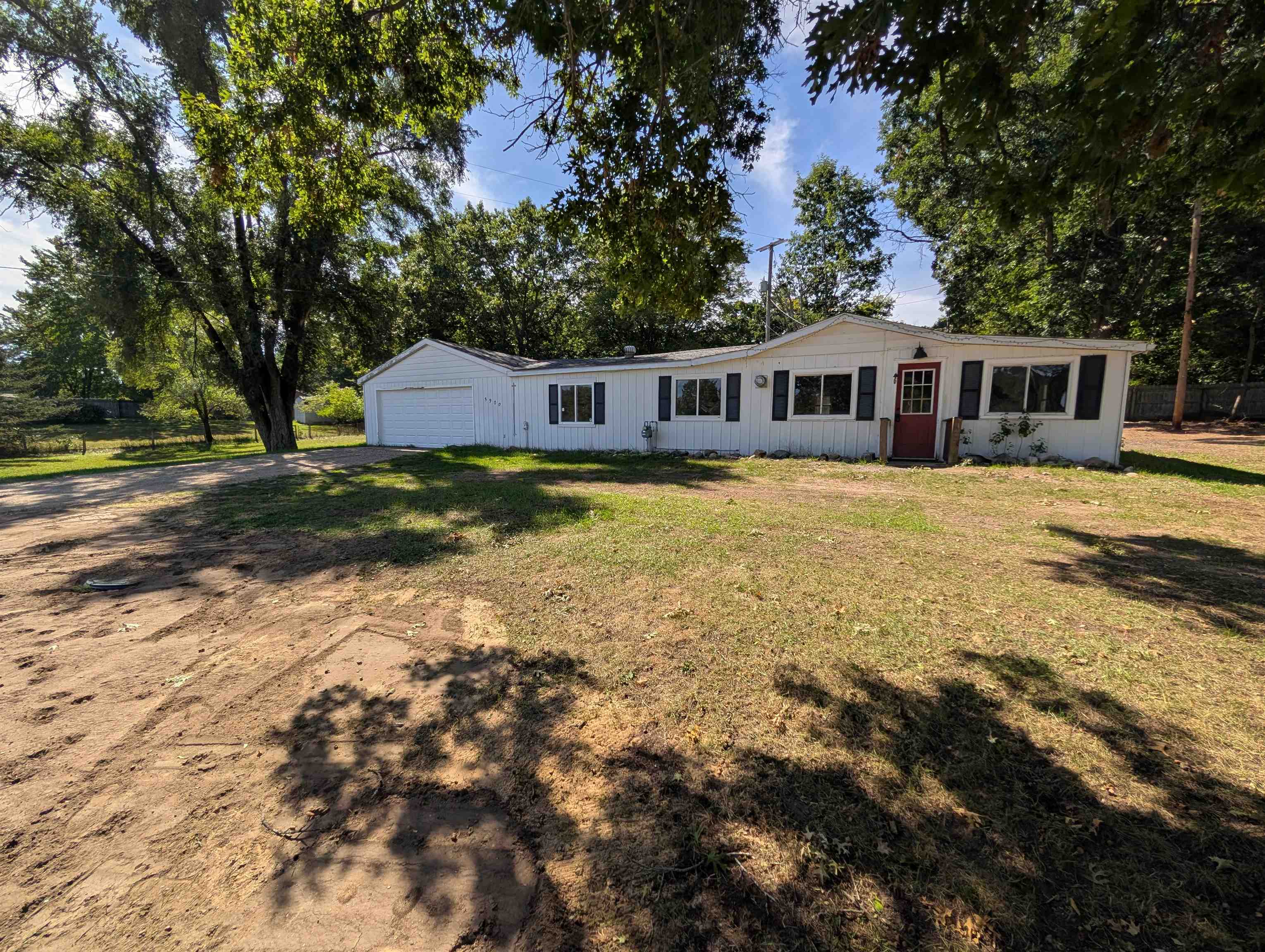 Photo 2 of Single family home for sale at 5900 Silver Lake Dr, Lake, MI 48632 | MLS# 50221756 | Listing updated on 2026-09-16