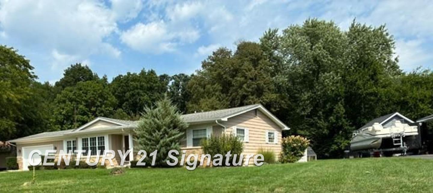Photo 3 of Single family home for sale at 1220 Dyemeadow Ln, Flint, MI 48532 | MLS# 5050221772 | Listing updated on 2026-09-25