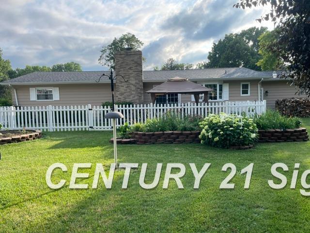 Photo 4 of Single family home for sale at 1220 Dye Meadow Ln, Flint, MI 48532 | MLS# 50221772 | Listing updated on 2026-09-25