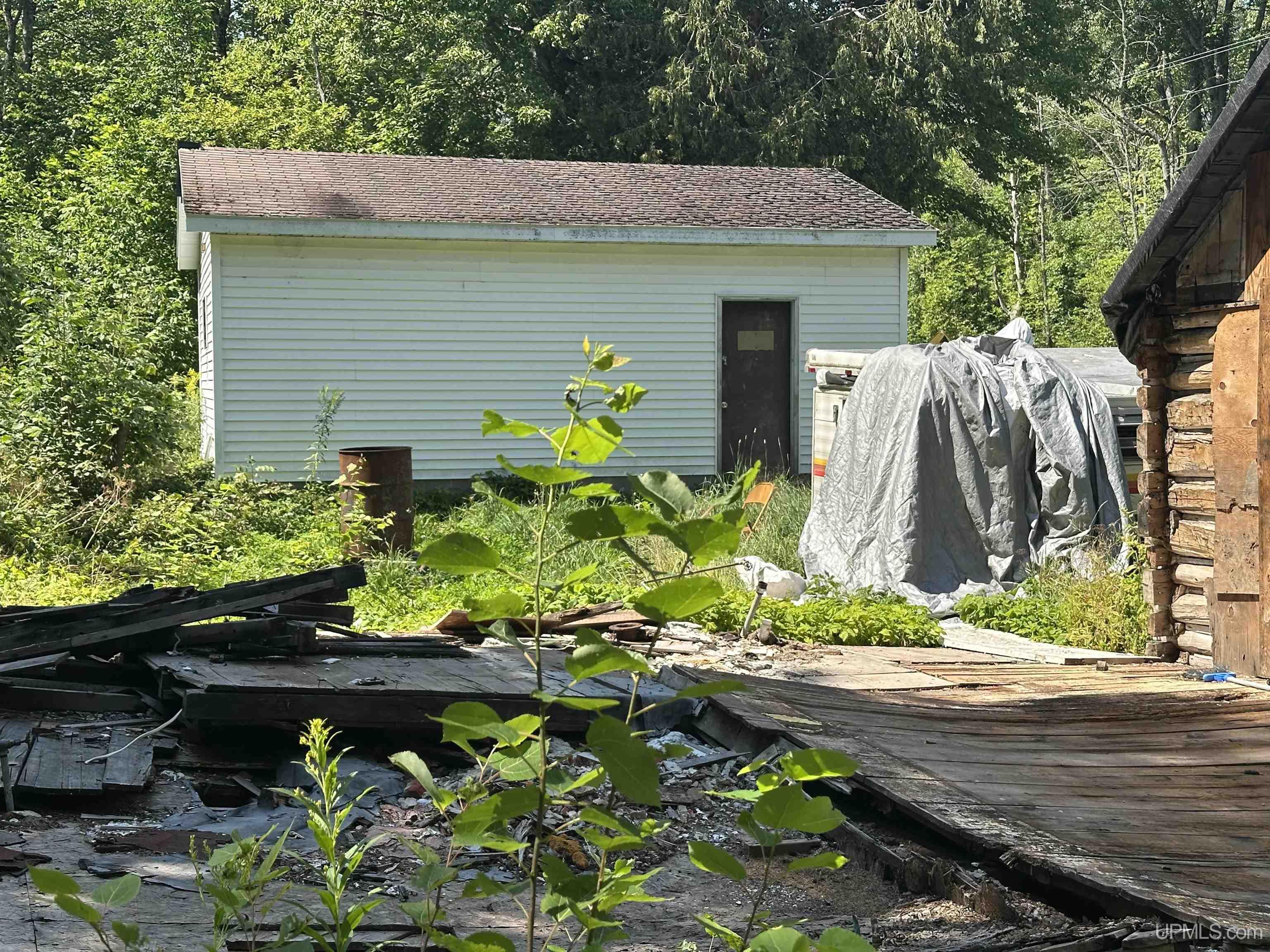 Photo 2 of Sale Pending at 670 Johnson Rd, Wakefield, MI 49968 | MLS# 50221784 | Listing updated on 2026-09-29