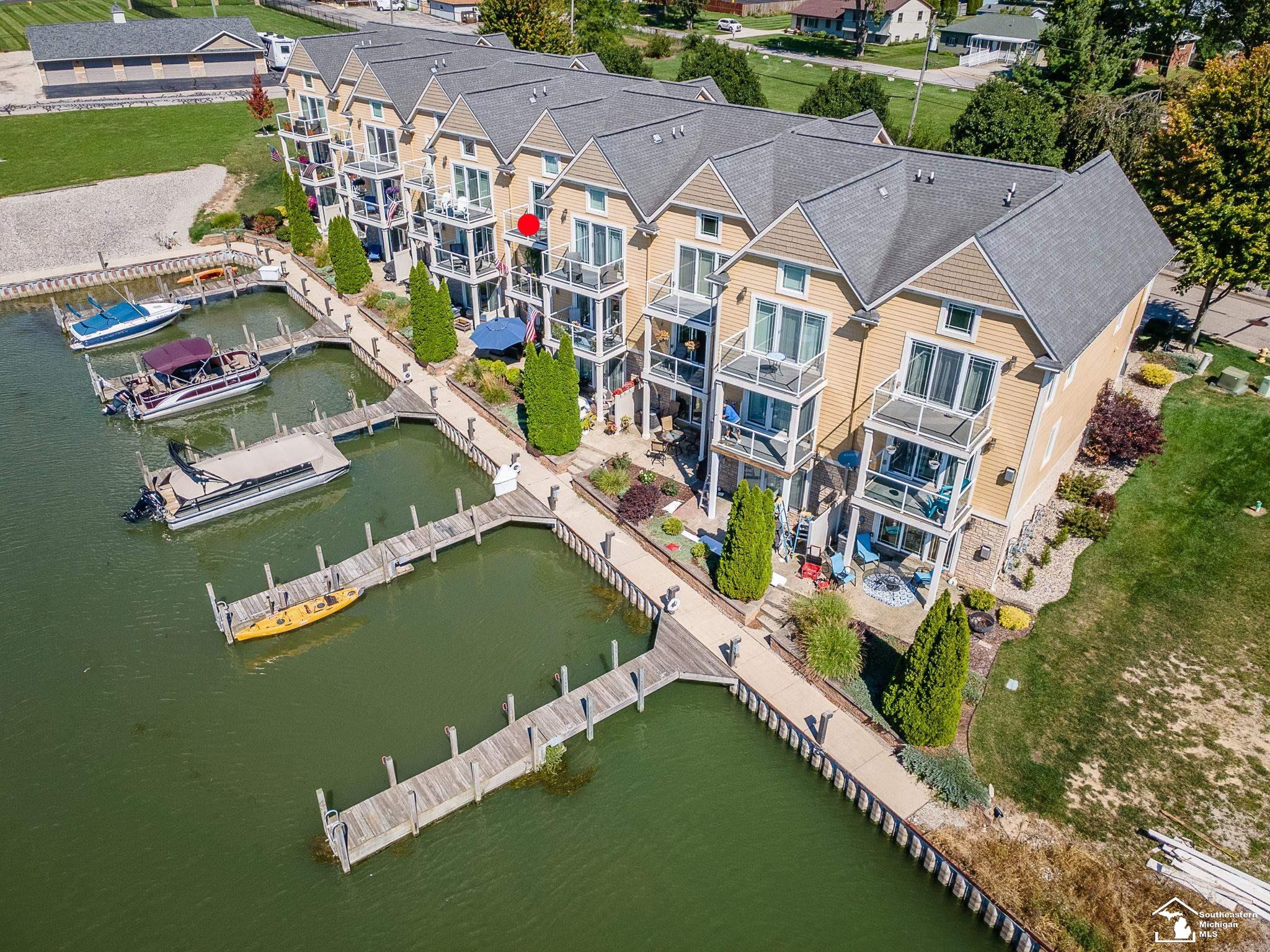 Photo 1 of Sale Pending at 3142 Charm Harbor Dr, Monroe, MI 48162 | MLS# 57050221794 | Listing updated on 2026-10-06