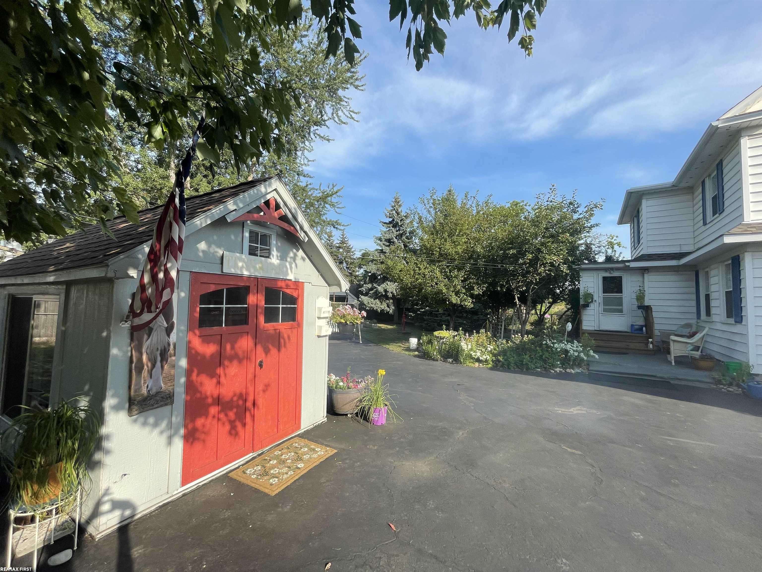 Photo 3 of Single family home for sale at 26689 Elm St, Roseville, MI 48066 | MLS# 58050221797 | Listing updated on 2026-09-15
