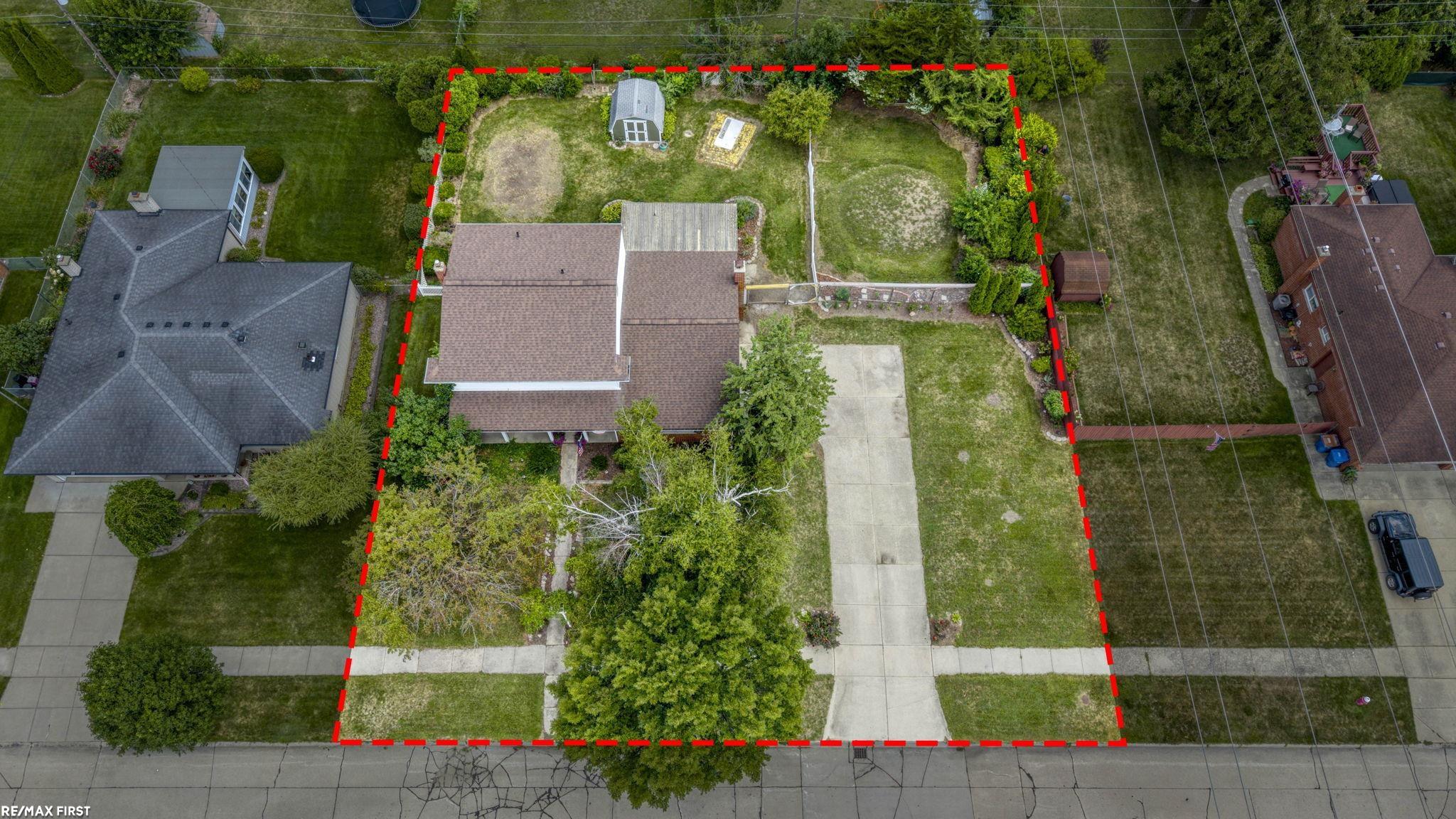 Photo 3 of Single family home for sale at 31352 Carmody Dr, Warren, MI 48092 | MLS# 58050221806 | Listing updated on 2026-09-15