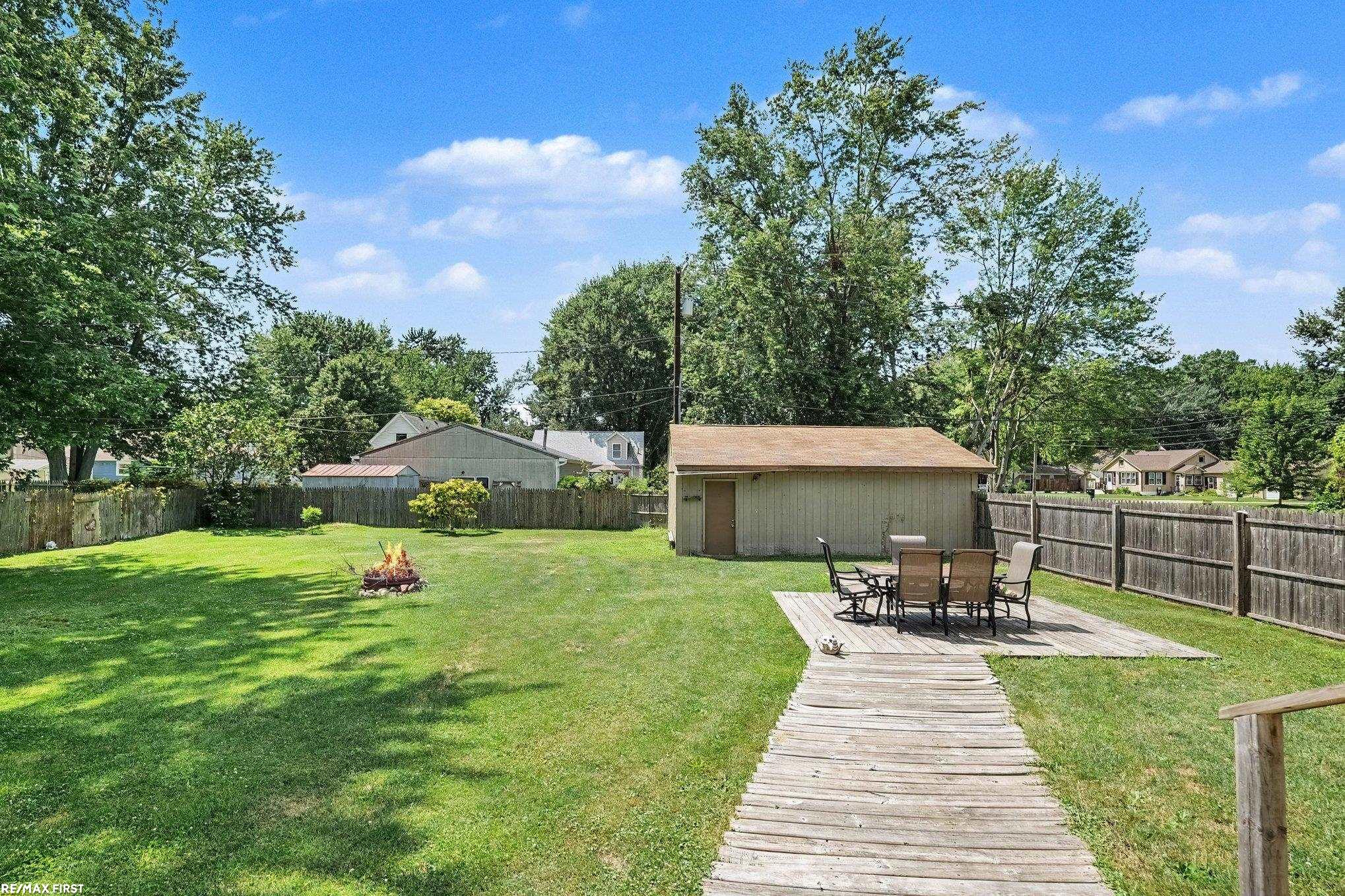 Photo 4 of Single family home for sale at 9642 Meadowbrook St, Clay, MI 48001 | MLS# 58050221813 | Listing updated on 2026-09-15
