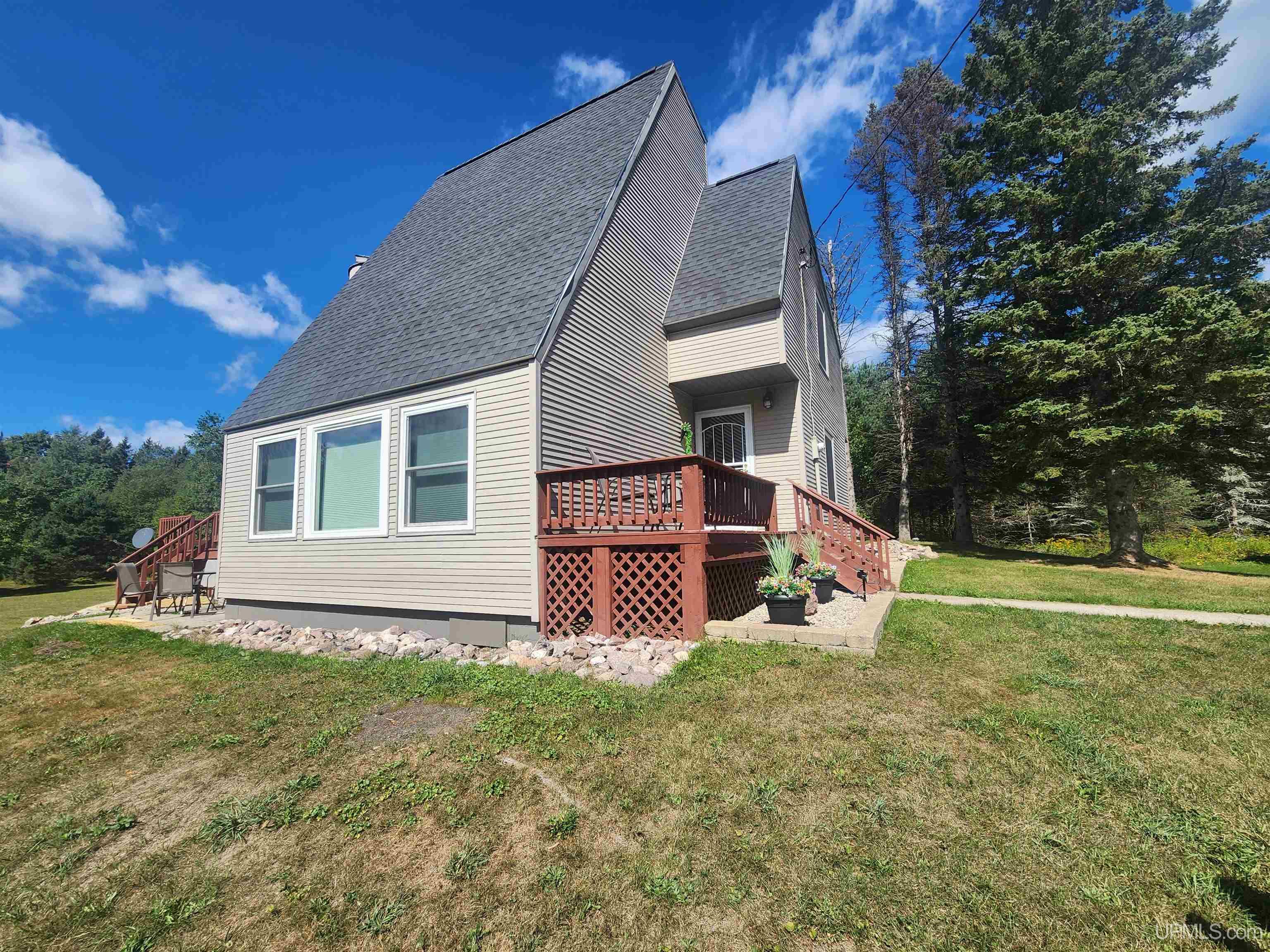 Photo 1 of Single family home for sale at N2751 Us 41 Hwy, Trenary, MI 49891 | MLS# 50221816 | Listing updated on 2026-09-15