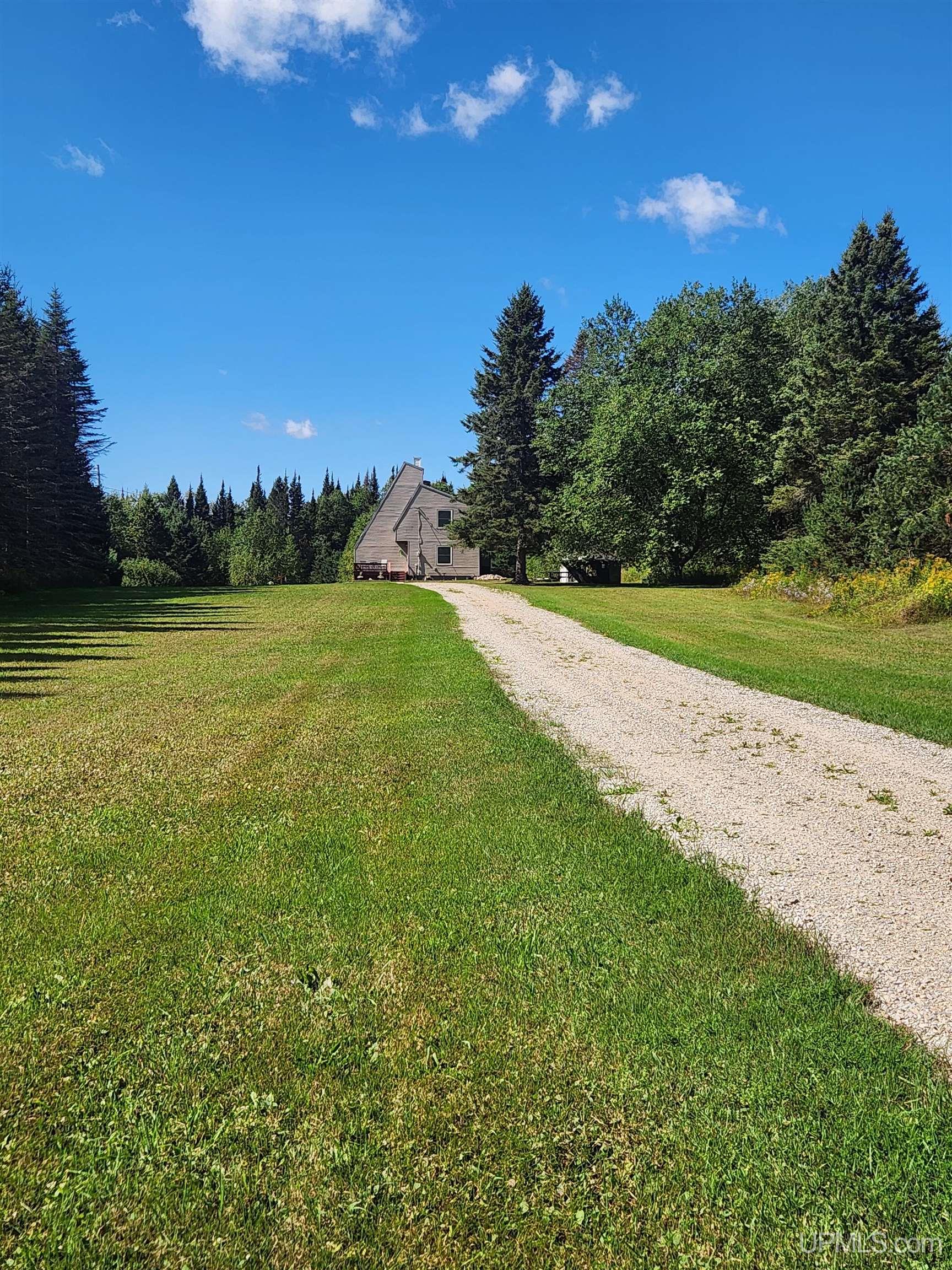 Photo 3 of Single family home for sale at N2751 US 41 Hwy, Trenary, MI 49891 | MLS# 50221816 | Listing updated on 2026-09-15