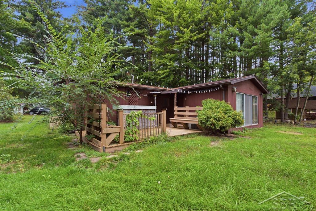 Photo 3 of Single family home for sale at 3964 N W River Rd, Sanford, MI 48657 | MLS# 61050221818 | Listing updated on 2026-09-15
