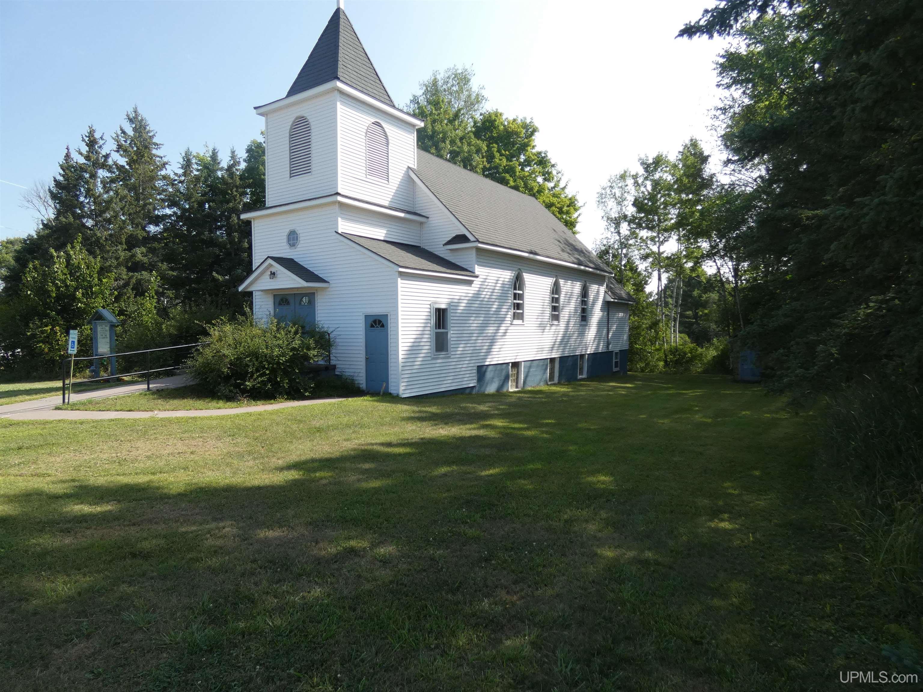 Photo 4 of Single family home for sale at 13980 N Paynesville Rd Xrd, Bruce Crossing, MI 49912 | MLS# 50221825 | Listing updated on 2026-09-15