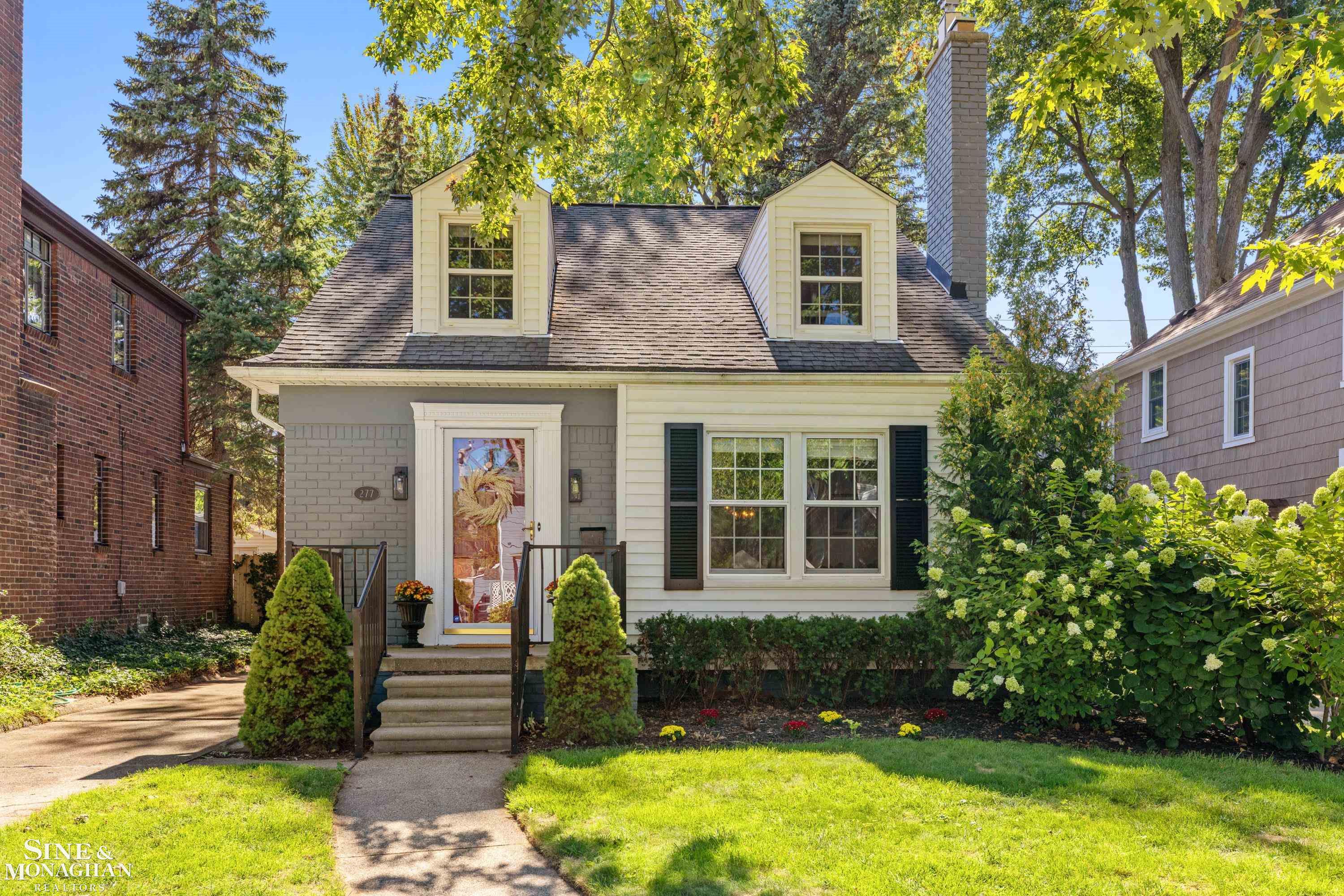 Photo 2 of Single family home for sale at 277 Ridgemont Rd, Grosse Pointe Farms, MI 48236 | MLS# 58050221828 | Listing updated on 2026-09-18