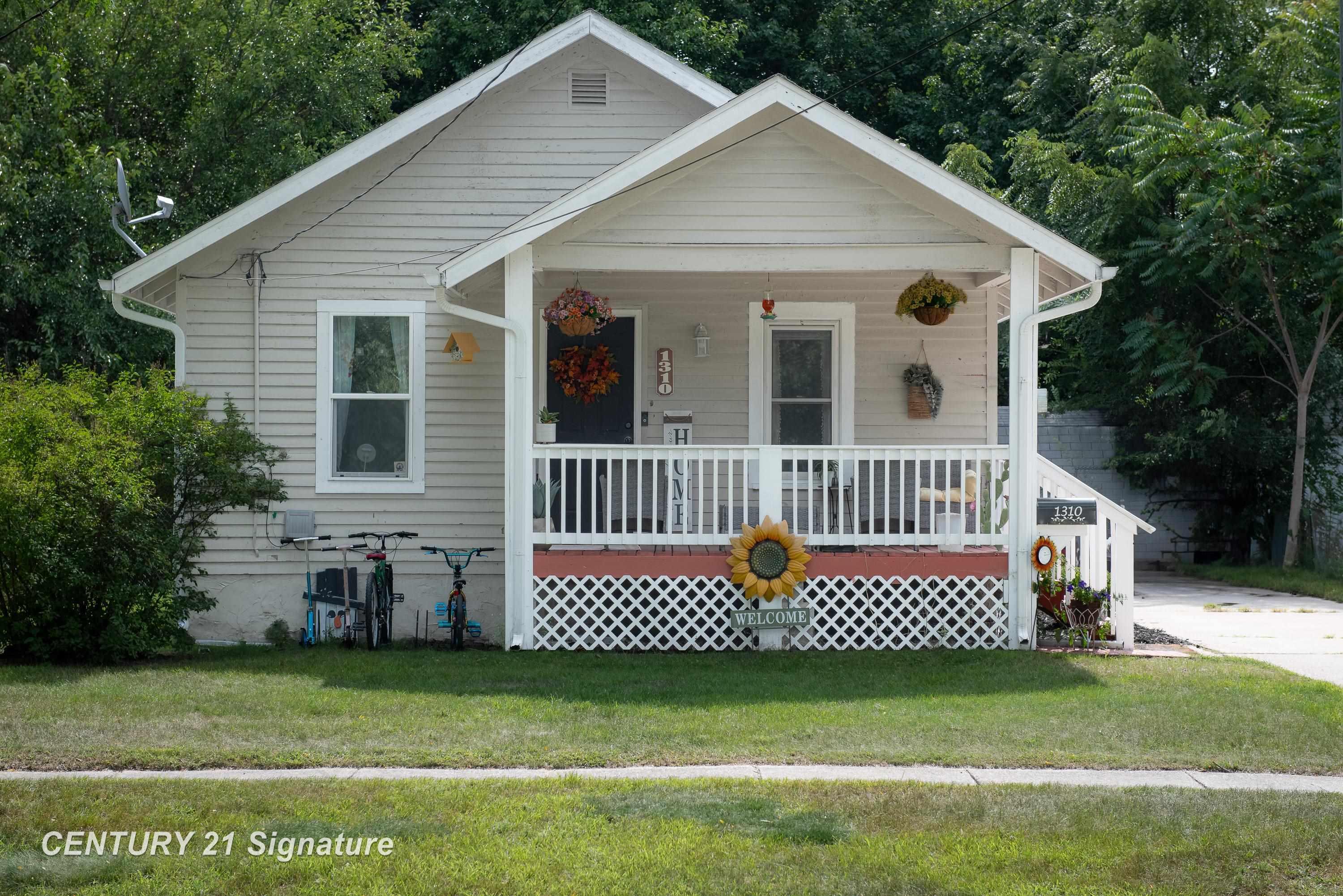 Photo 1 of Single family home for sale at 1310 State St, Midland, MI 48640 | MLS# 50221834 | Listing updated on 2026-09-15