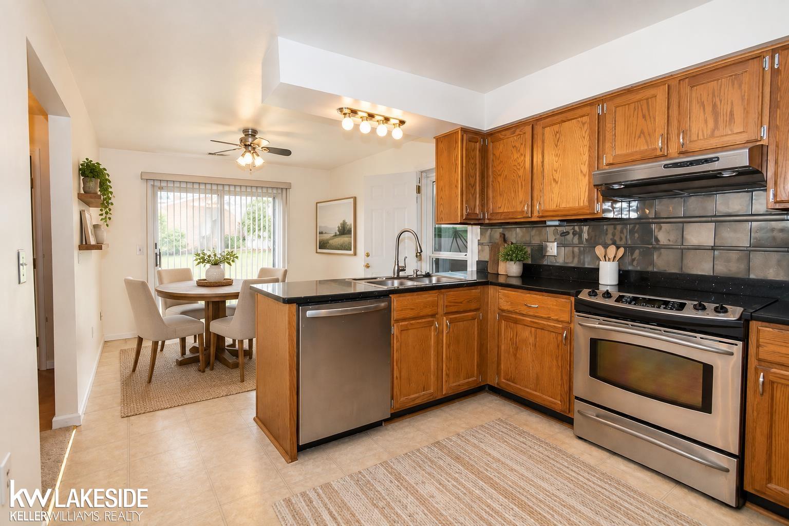 Listing Photo 4 - Condo for sale in building located at 45297 Universal Ct, Shelby Township, MI 48316