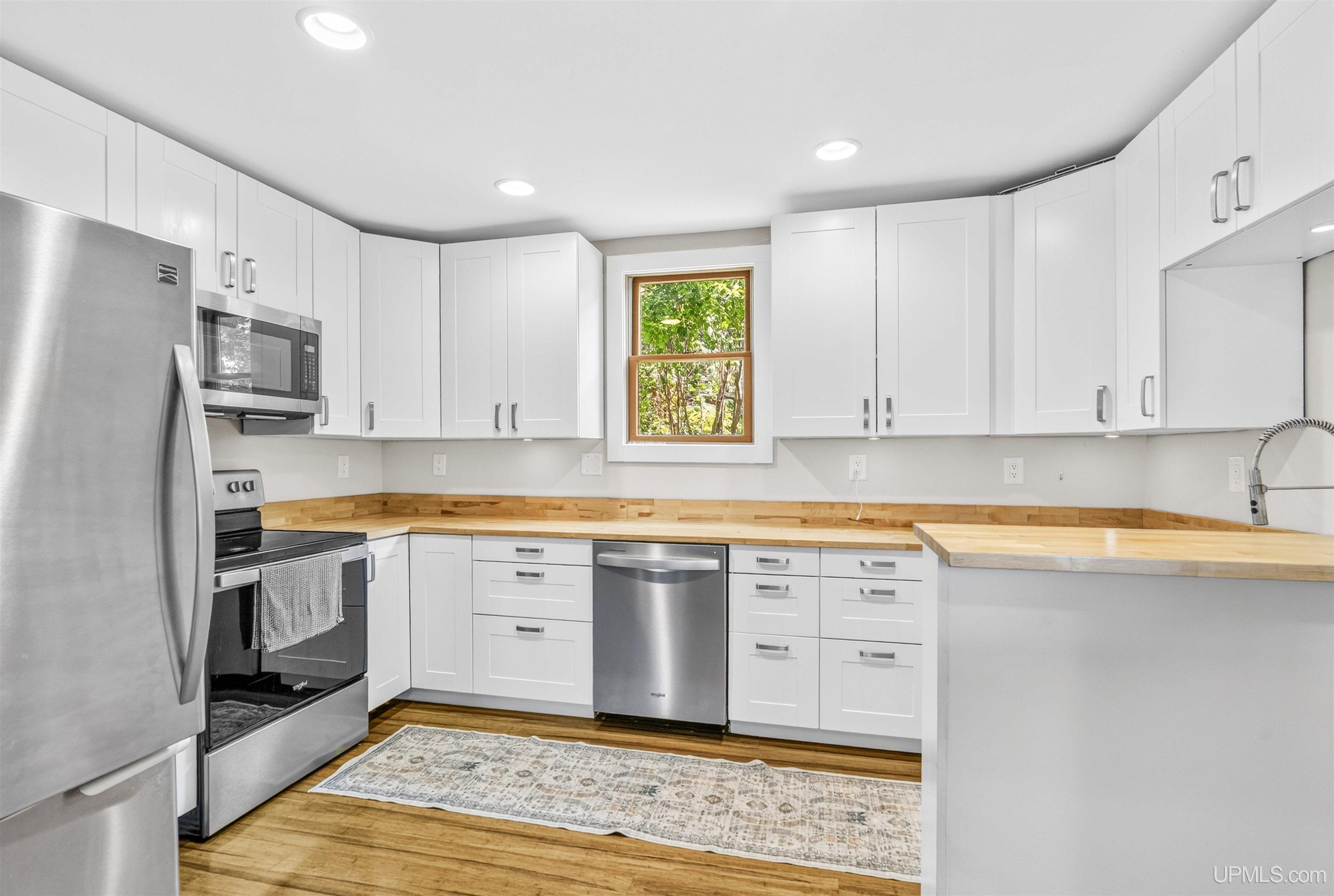 Photo 2 of Single family home for sale at 932 Prospect St, Hancock, MI 49930 | MLS# 50221838 | Listing updated on 2026-09-15