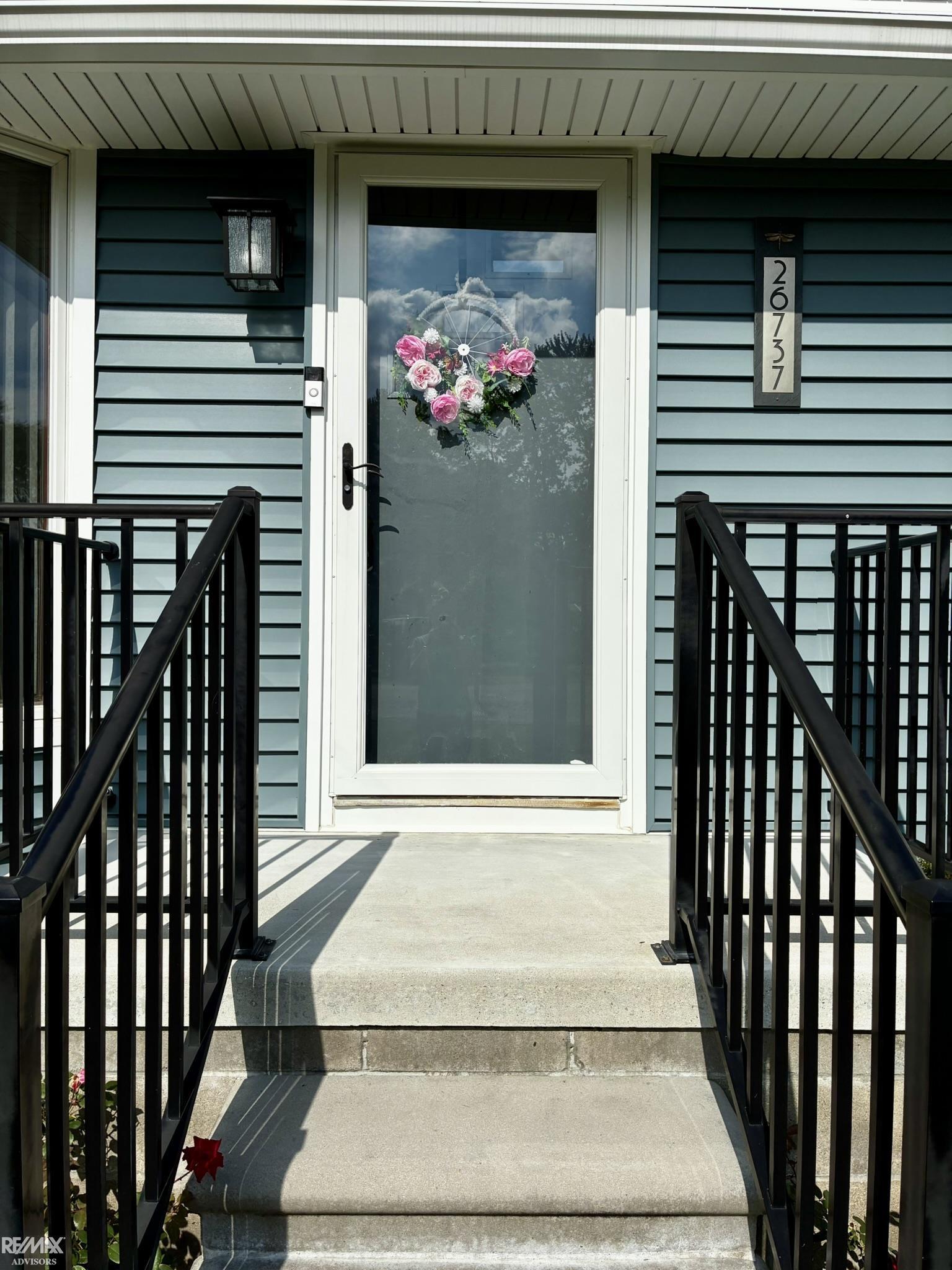 Photo 4 of Single family home for sale at 26737 Hickler Ln, Harrison Township, MI 48045 | MLS# 58050221846 | Listing updated on 2026-09-15