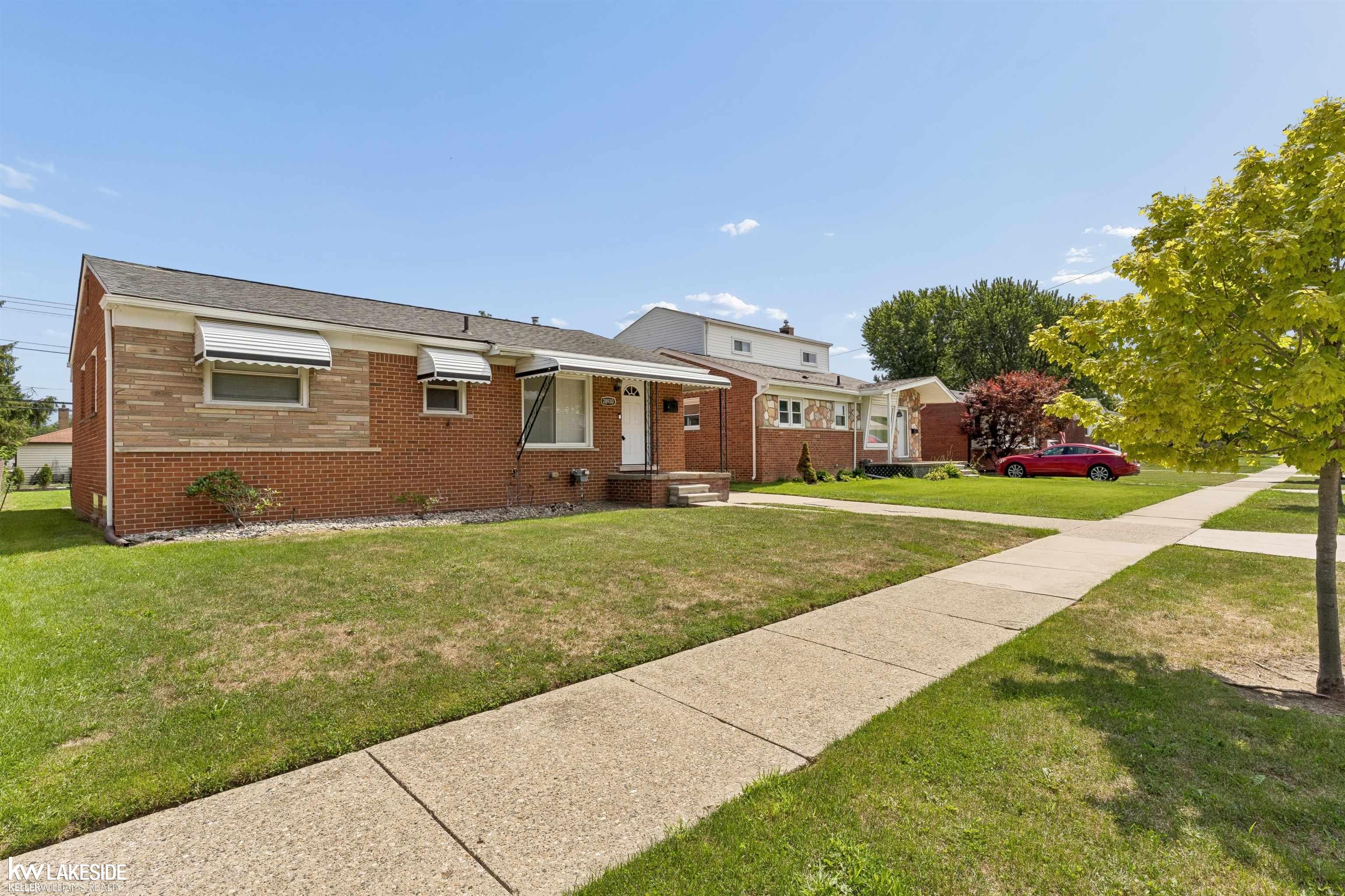 Photo 2 of Single family home for sale at 28930 Hughes St, Saint Clair Shores, MI 48081 | MLS# 58050221852 | Listing updated on 2026-09-16