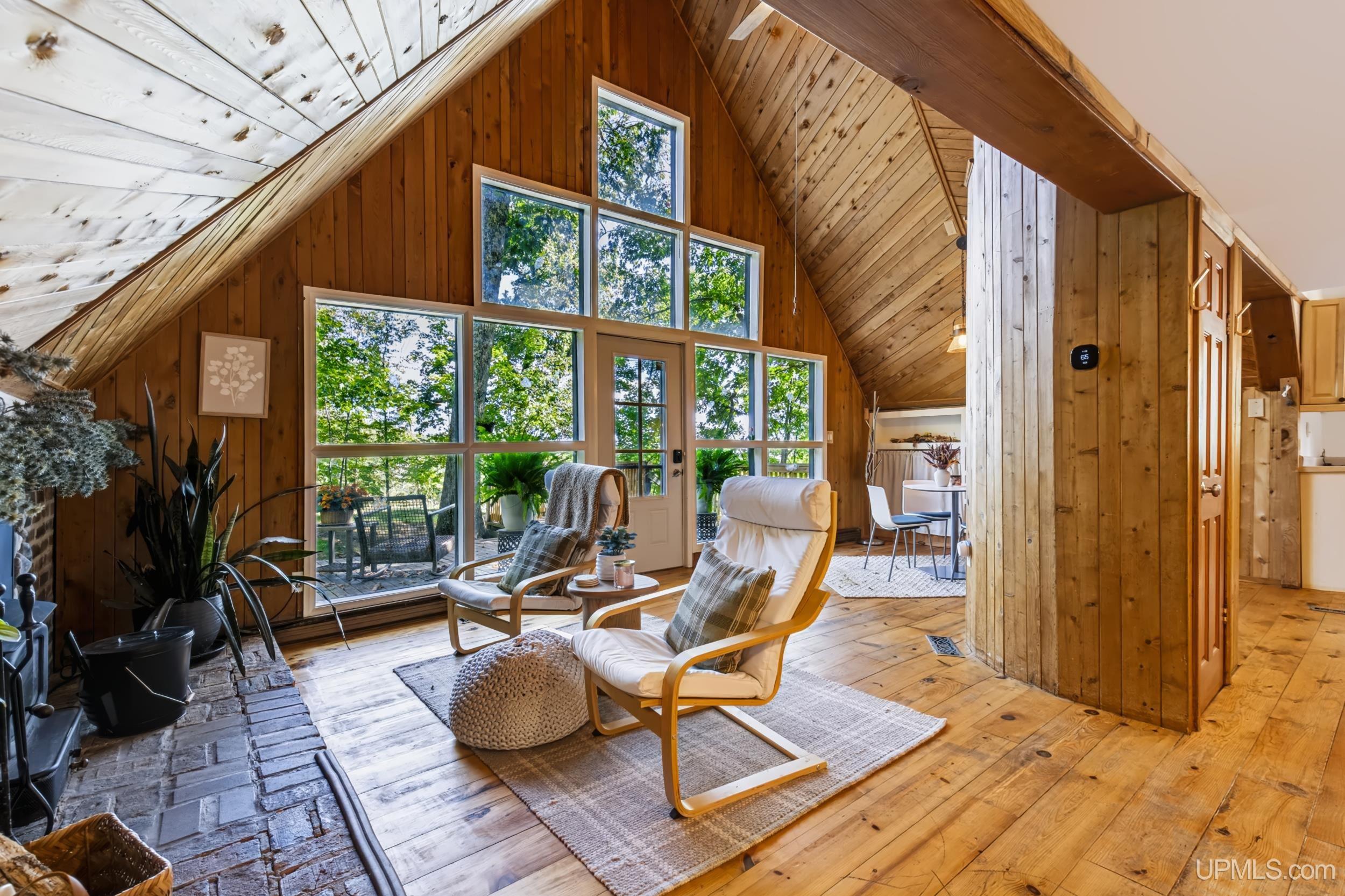 Photo 4 of Single family home for sale at 559 State Hwy M553, Marquette, MI 49855 | MLS# 50221854 | Listing updated on 2026-09-16