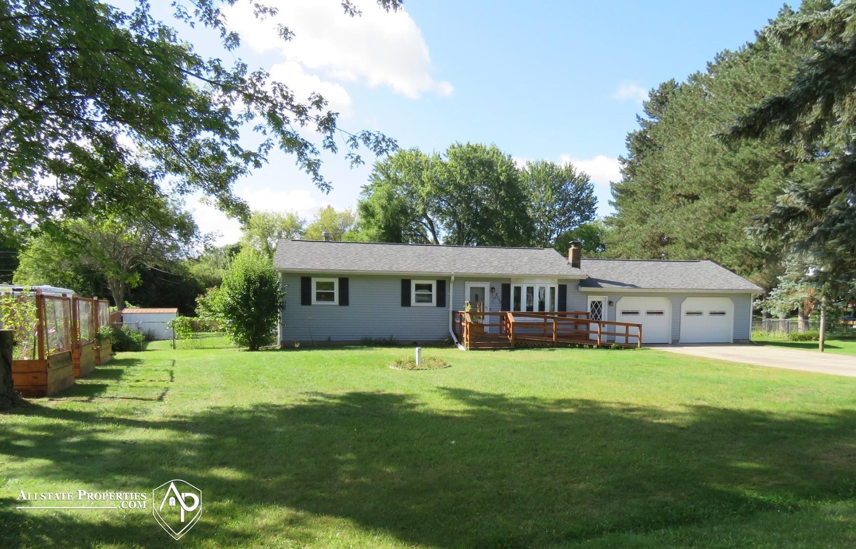 Photo 2 of Single family home for sale at 2540 David Ln, Lapeer, MI 48446 | MLS# 5050221857 | Listing updated on 2026-09-29