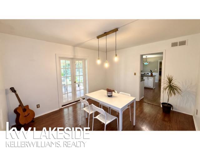 Photo 2 of Single family home for sale at 8698 Hedgeway Dr, Shelby Township, MI 48317 | MLS# 58050221868 | Listing updated on 2026-09-22