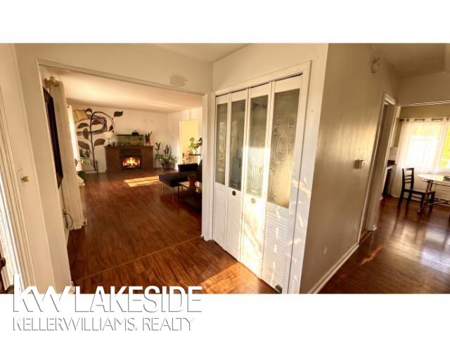 Photo 3 of Single family home for sale at 8698 Hedgeway Dr, Shelby Township, MI 48317 | MLS# 58050221868 | Listing updated on 2026-09-22