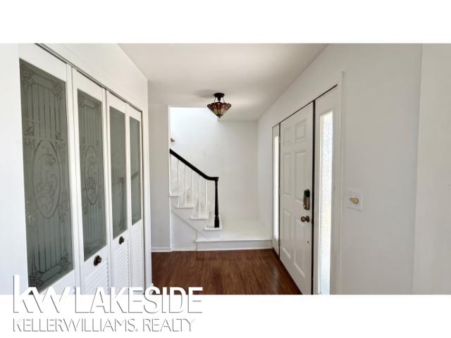 Photo 4 of Single family home for sale at 8698 Hedgeway Dr, Shelby Township, MI 48317 | MLS# 58050221868 | Listing updated on 2026-09-22
