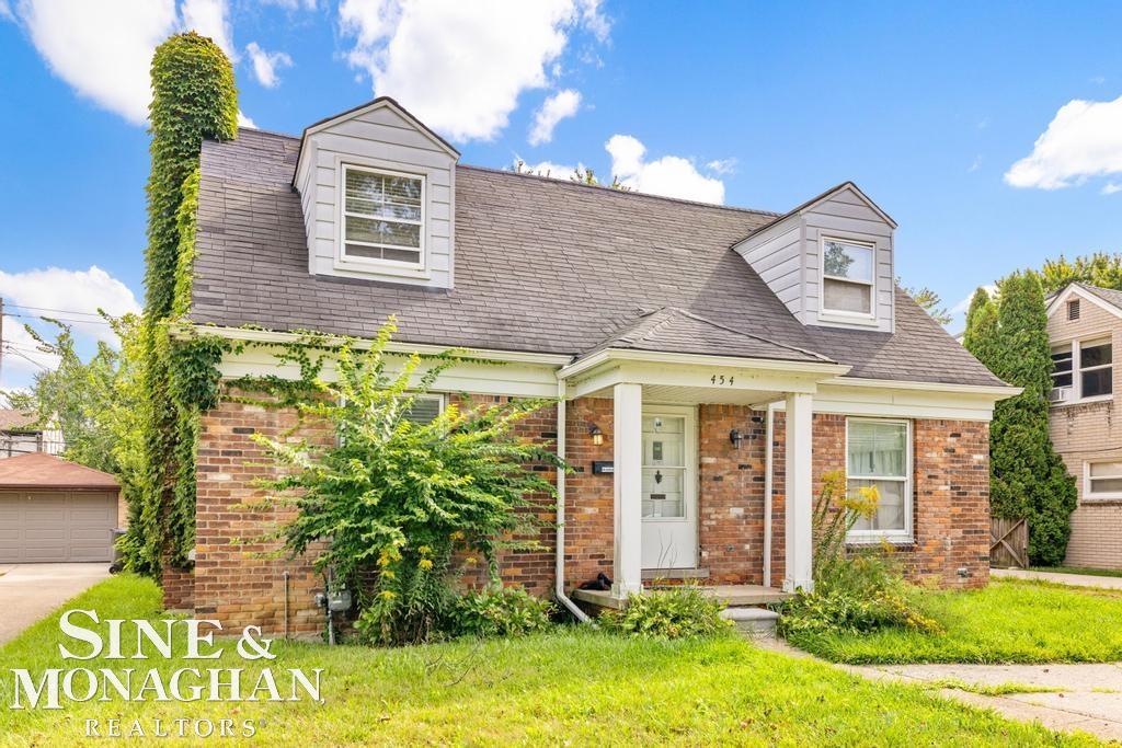 Photo 2 of Single family home for sale at 454 Alter Rd, Detroit, MI 48215 | MLS# 58050221873 | Listing updated on 2026-09-18